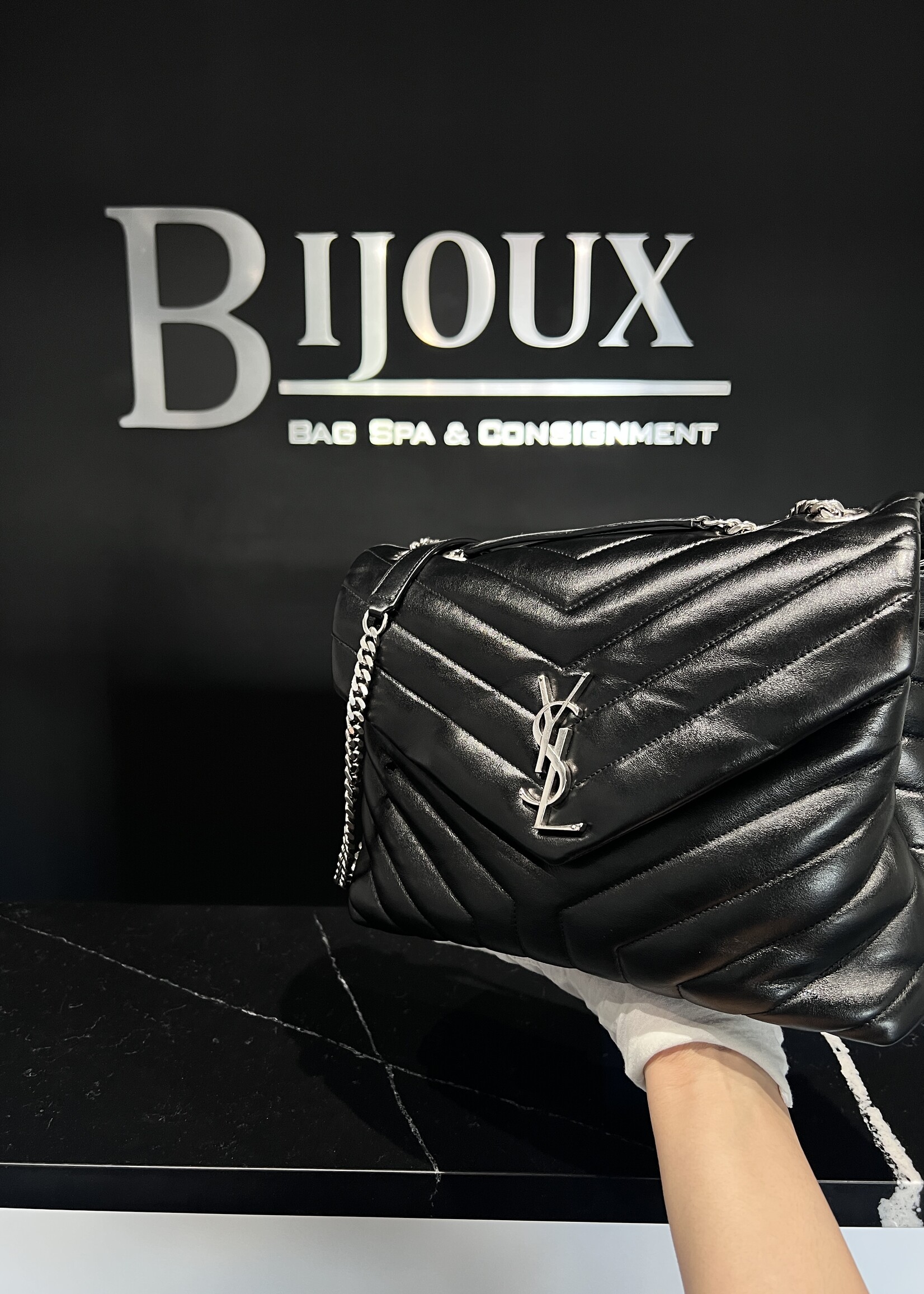 Saint Laurent SOLD - Saint Laurent Medium Lou