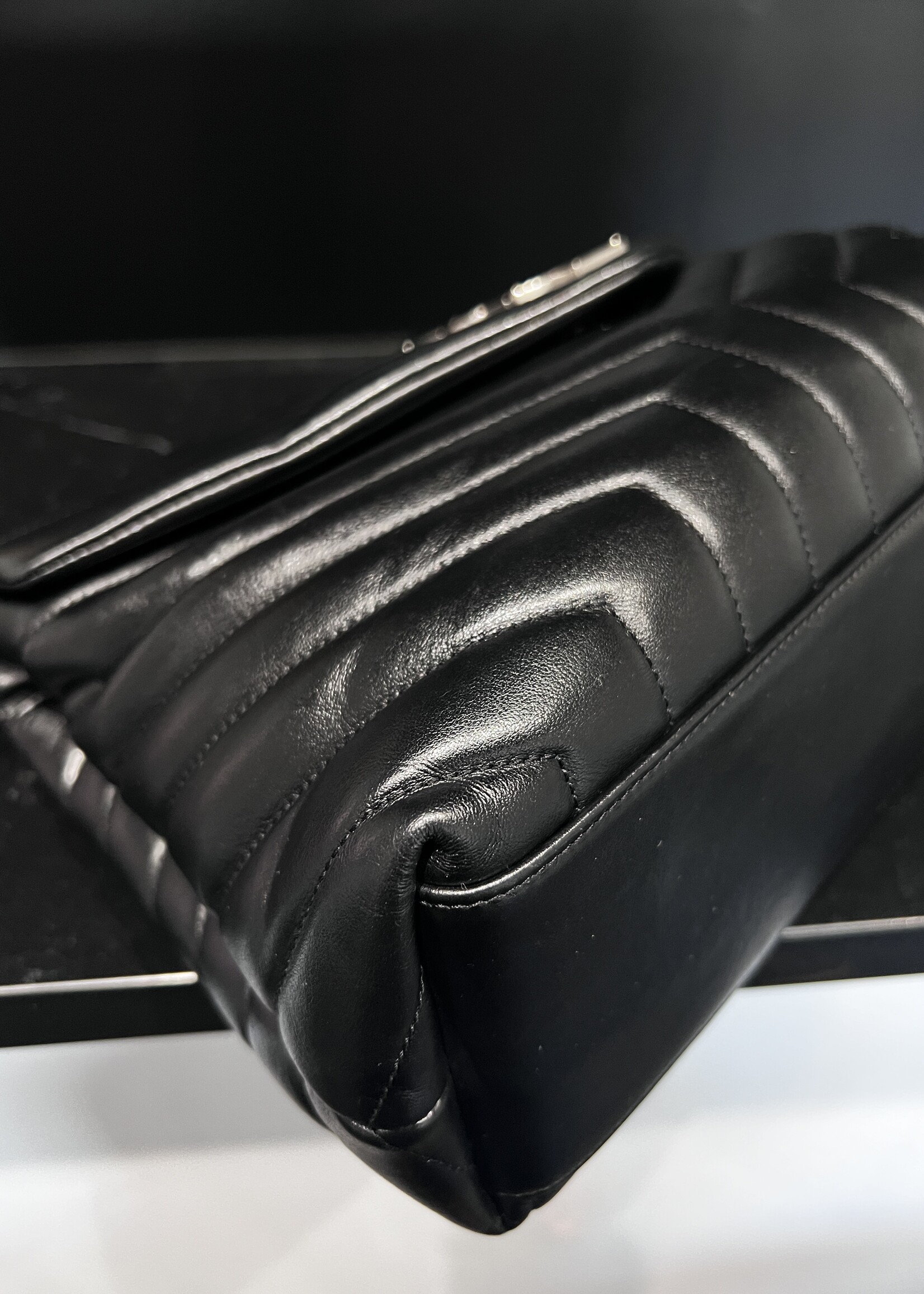 Saint Laurent SOLD - Saint Laurent Medium Lou