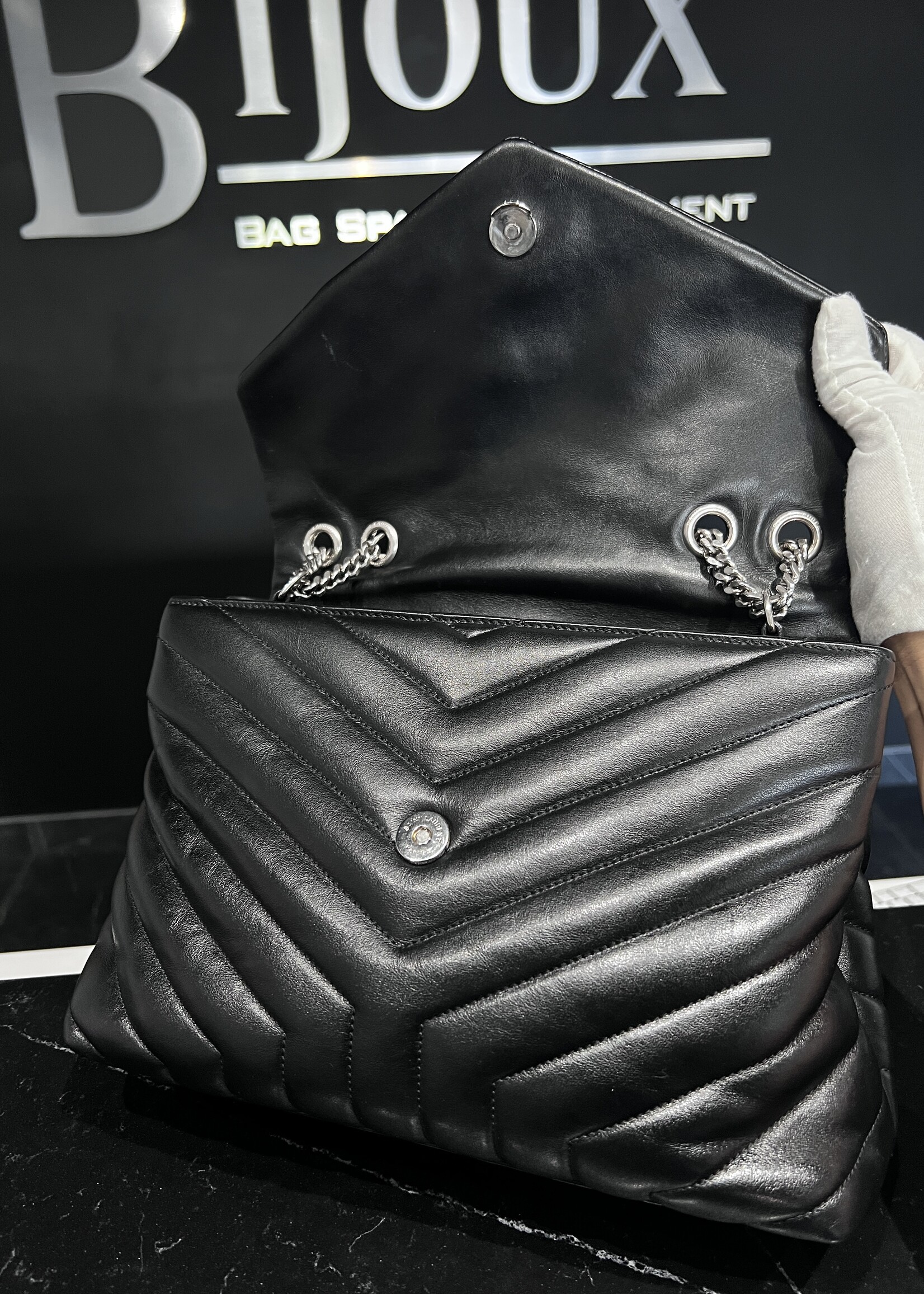 Saint Laurent SOLD - Saint Laurent Medium Lou