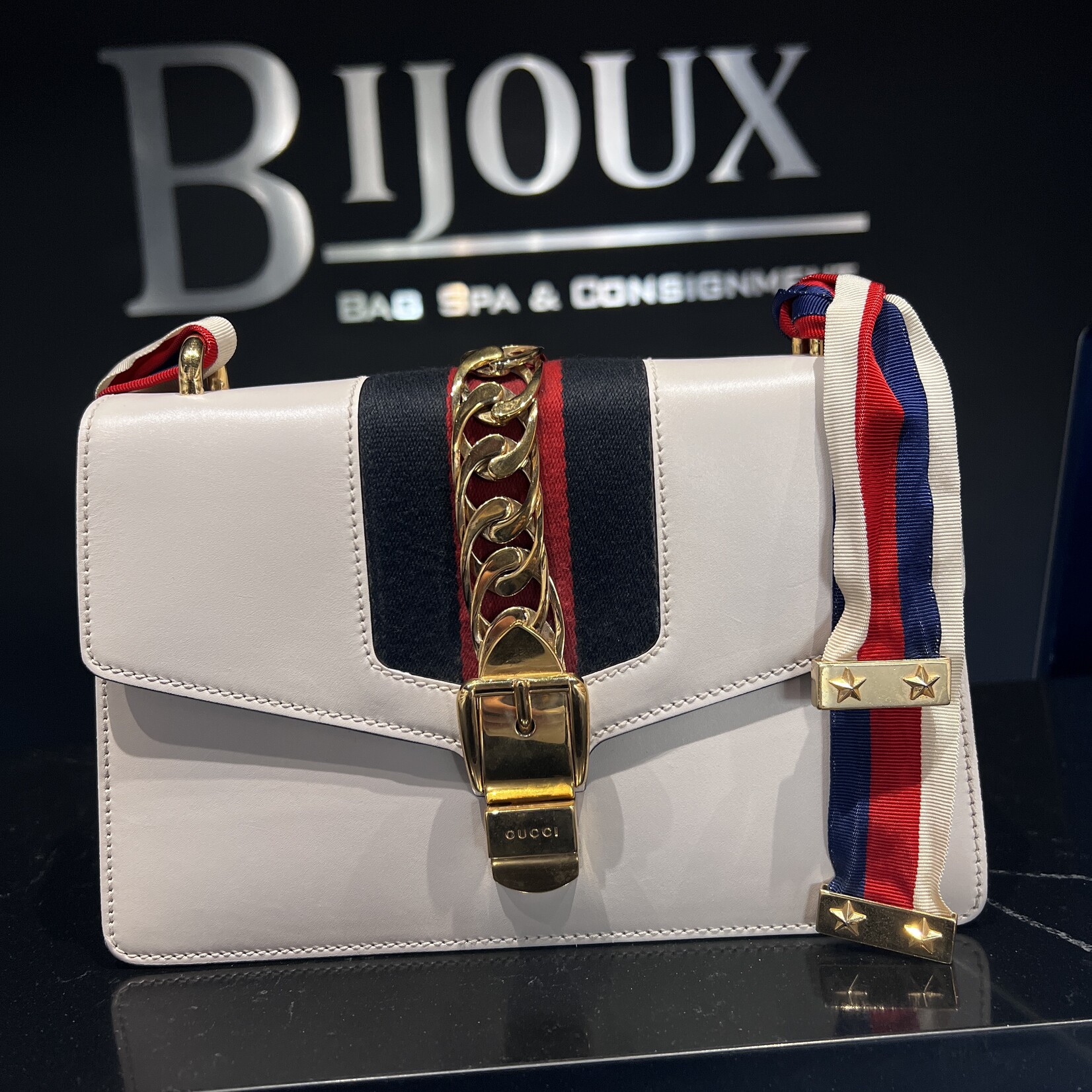 Gucci SOLD - Gucci Sylvie White Bag