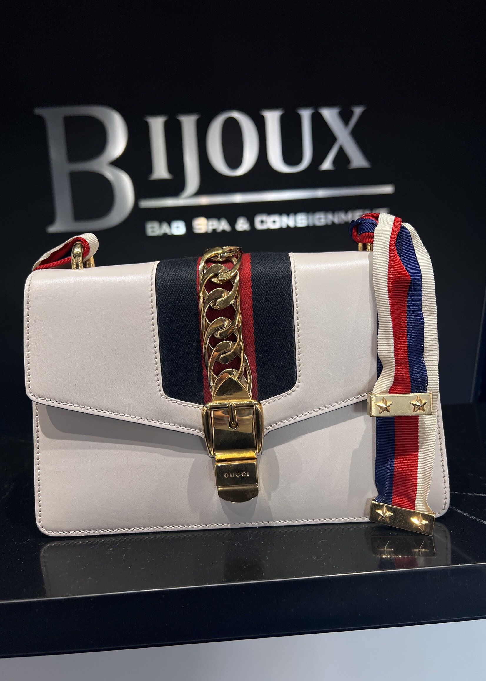 Gucci SOLD - Gucci Sylvie White Bag