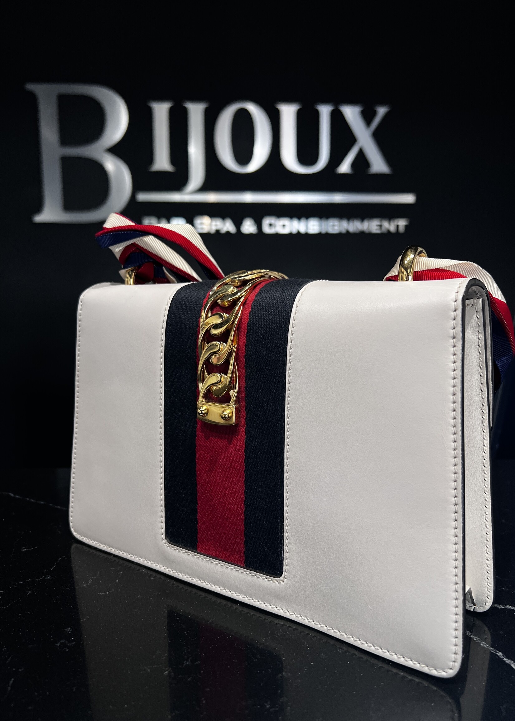Gucci SOLD - Gucci Sylvie White Bag