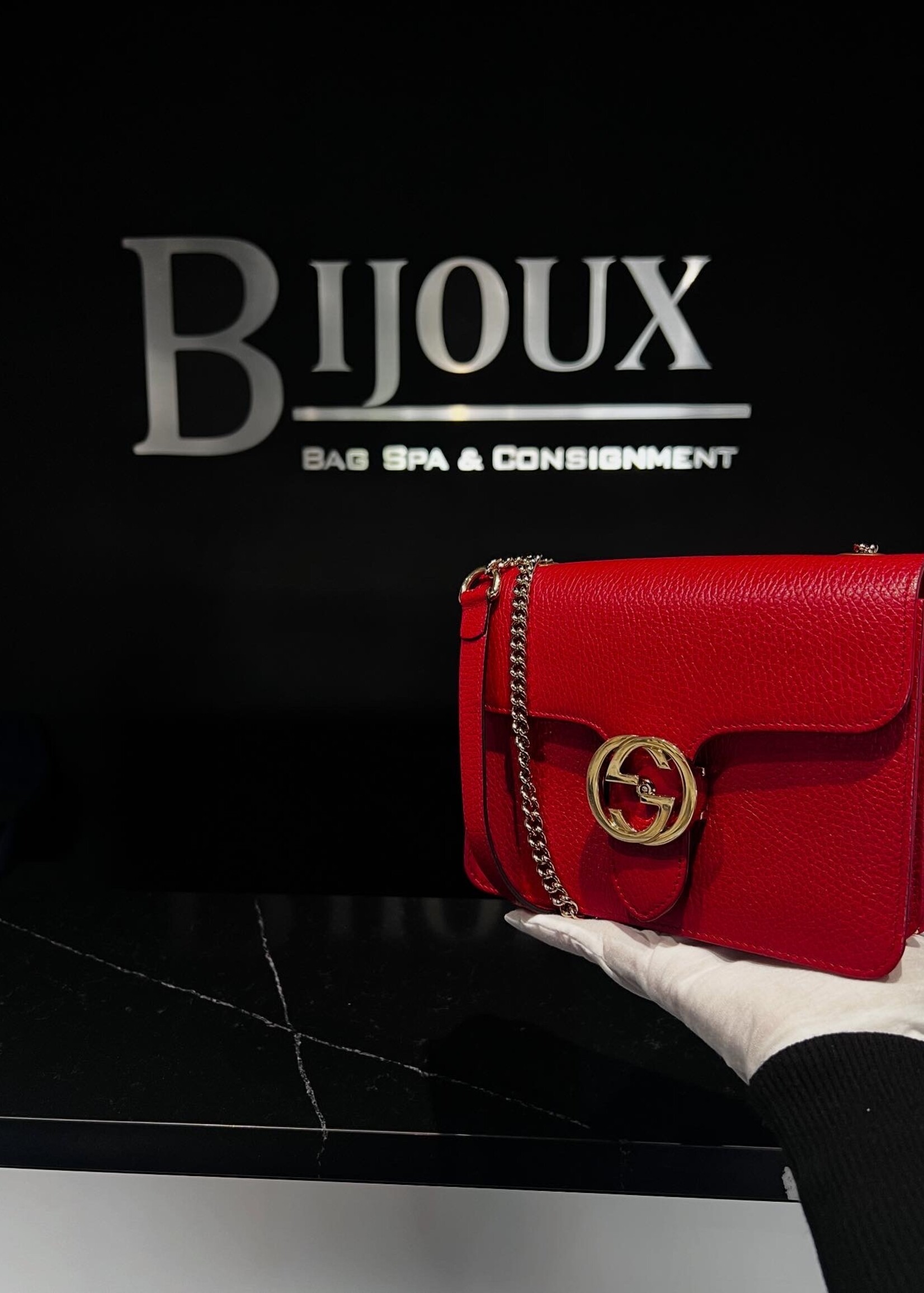 Gucci Gucci Dollar Crossbody Red