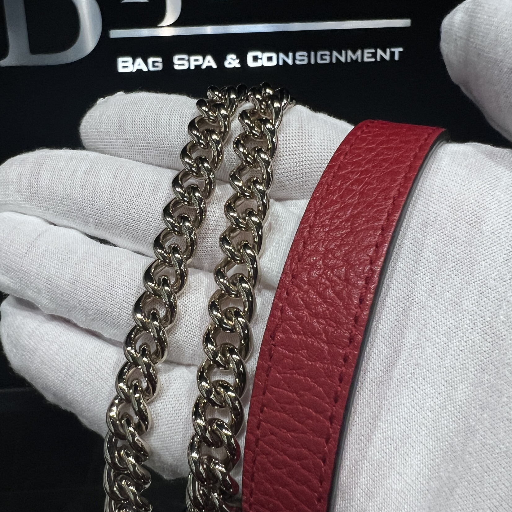 Gucci Gucci Dollar Crossbody Red