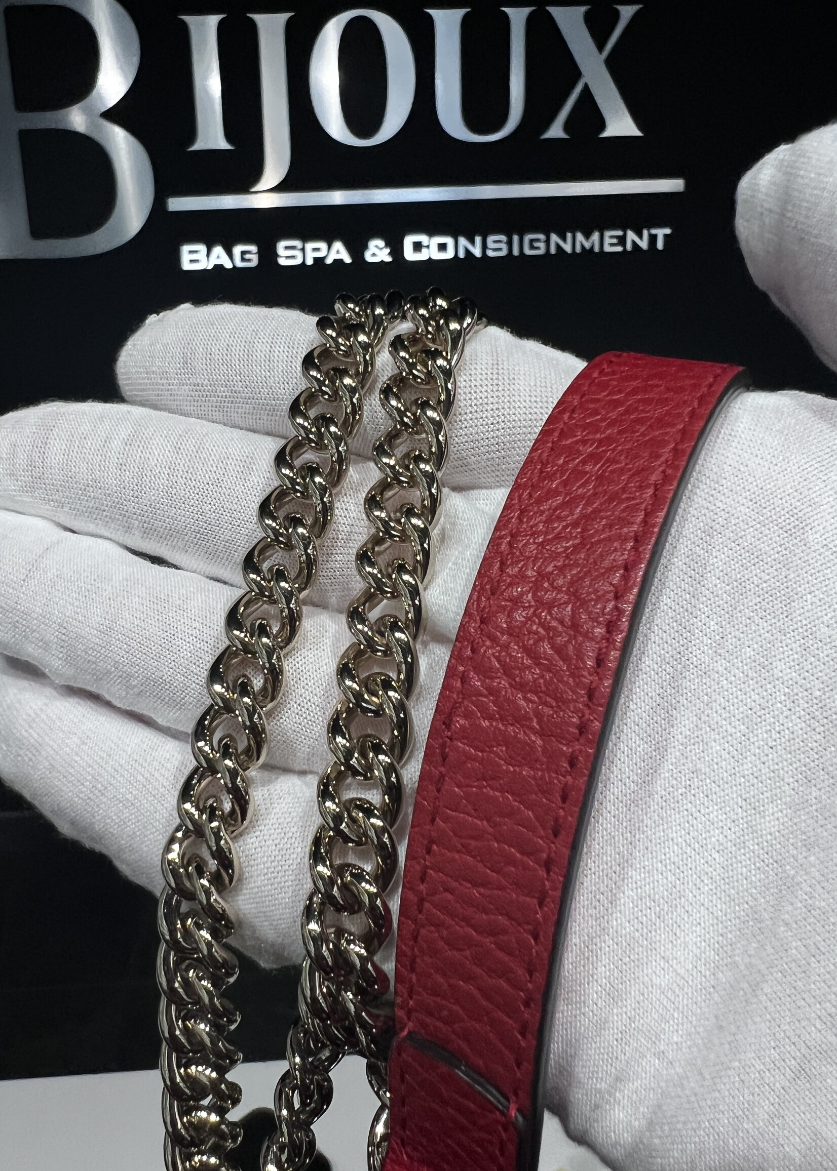 Gucci Gucci Dollar Crossbody Red