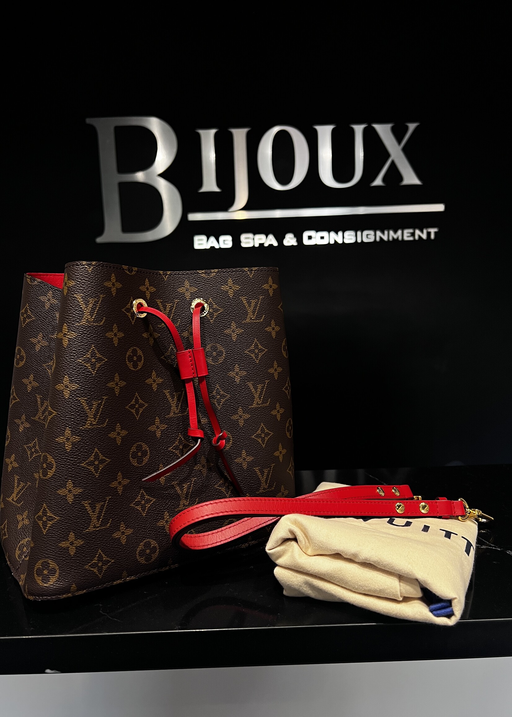 Louis Vuitton SOLD - Louis Vuitton Noe Noe MM Monogram