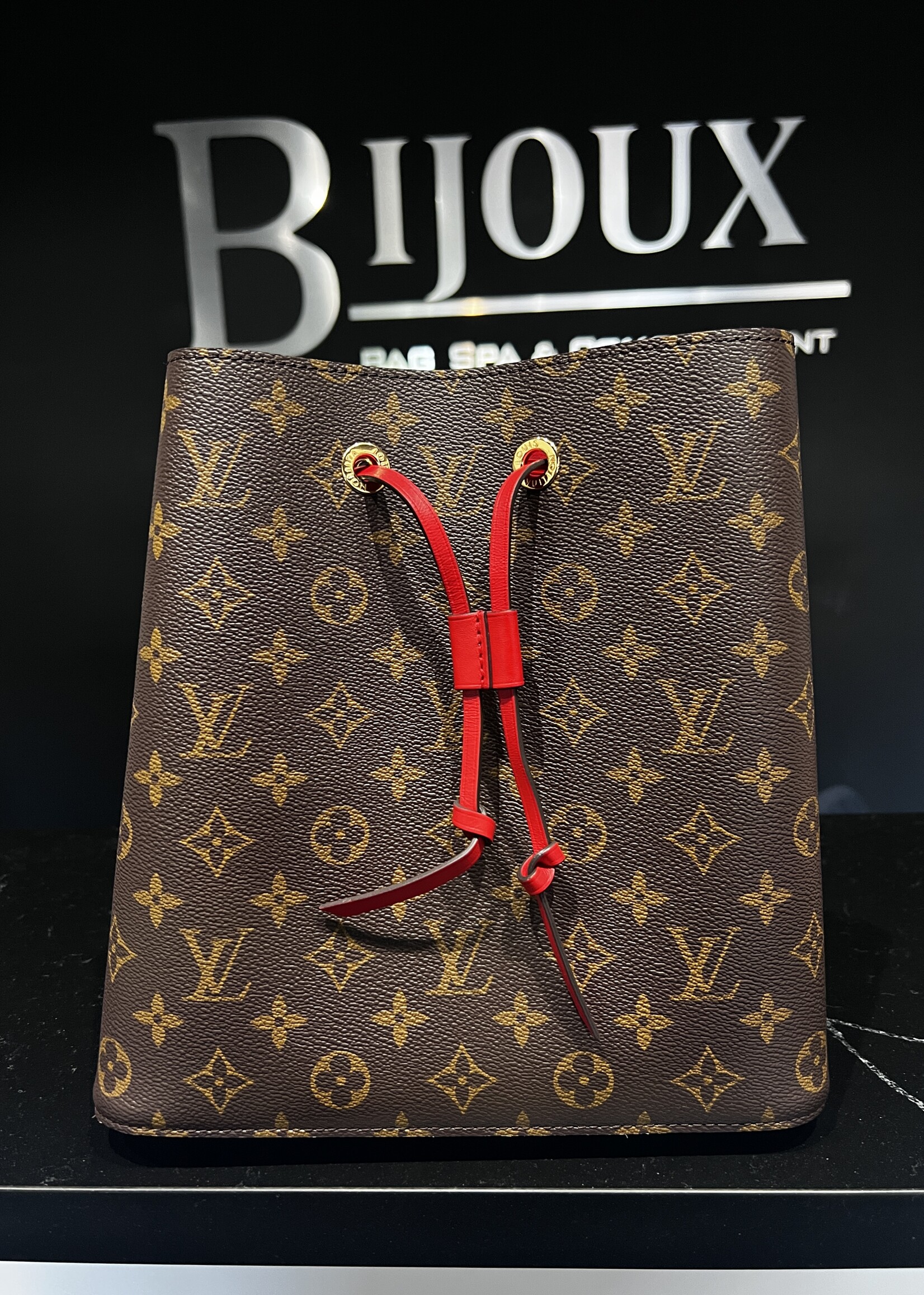 Louis Vuitton SOLD - Louis Vuitton Noe Noe MM Monogram