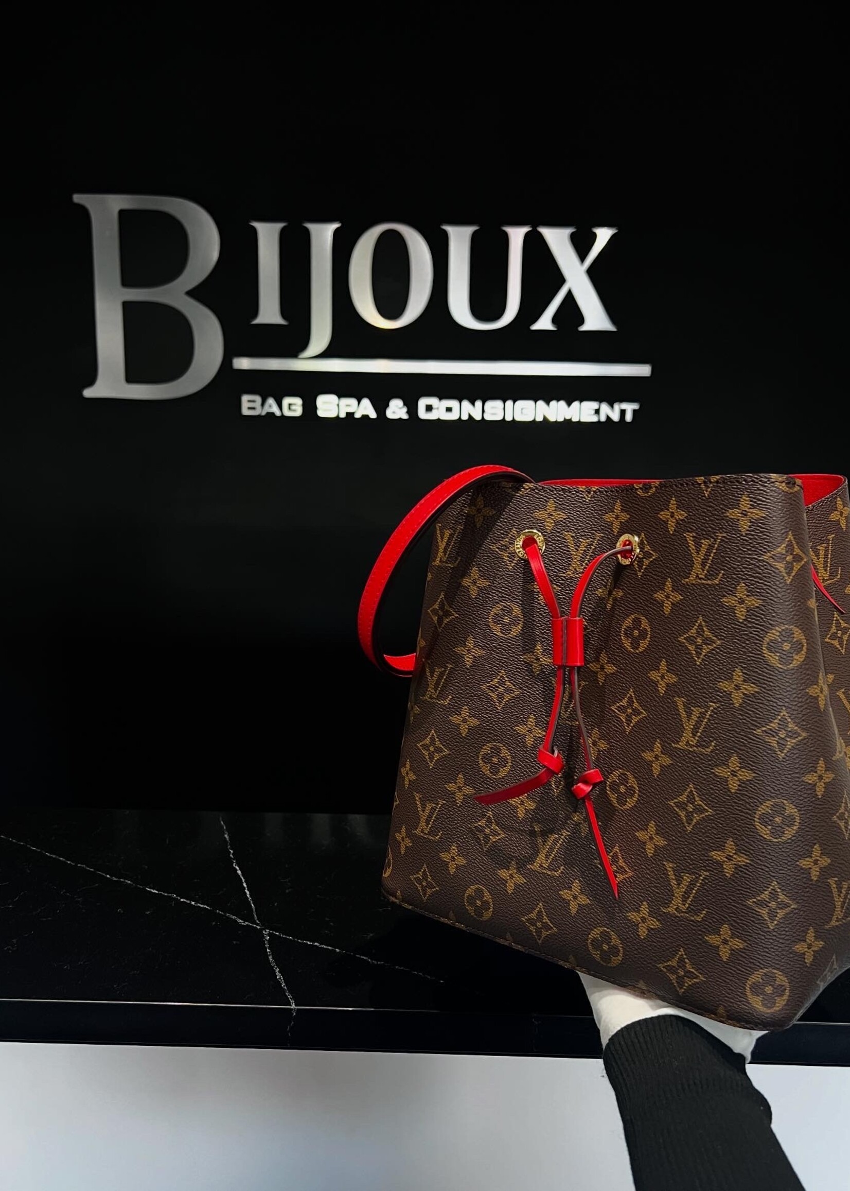 Louis Vuitton SOLD - Louis Vuitton Noe Noe MM Monogram