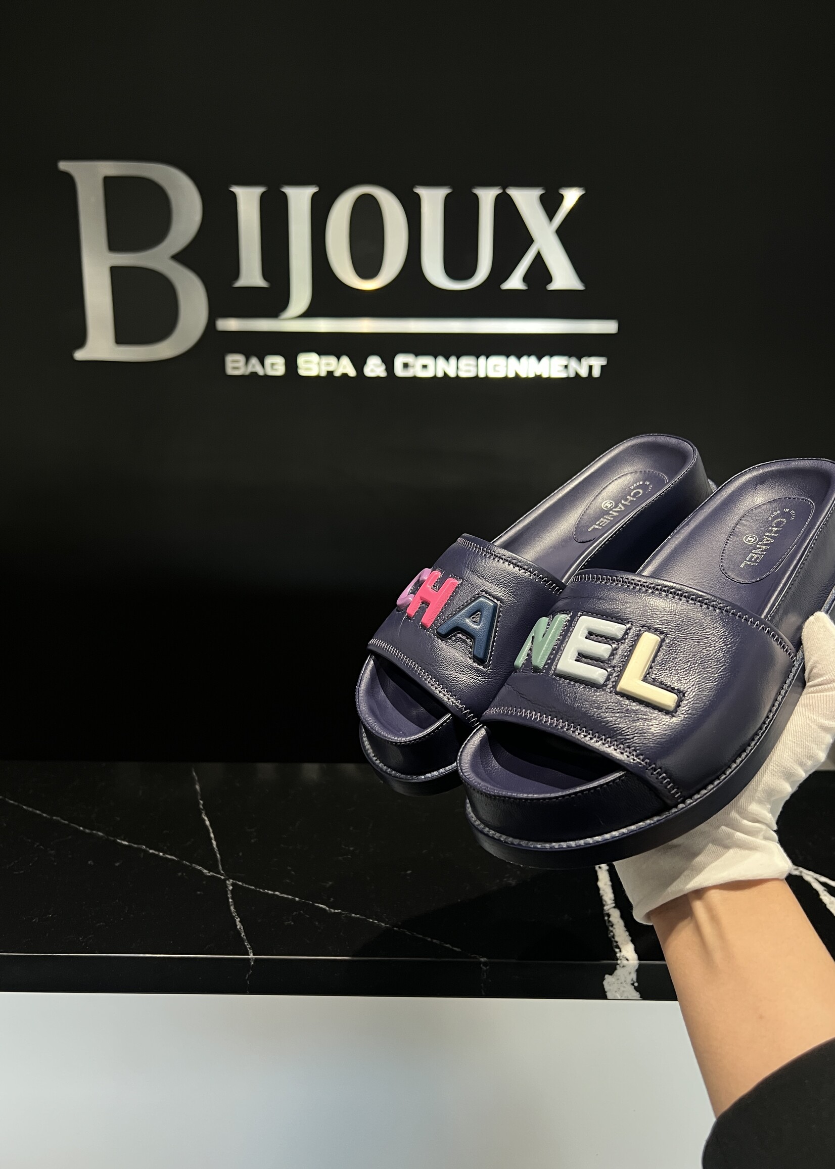 Chanel Chanel Leather Logo Sandals- 37