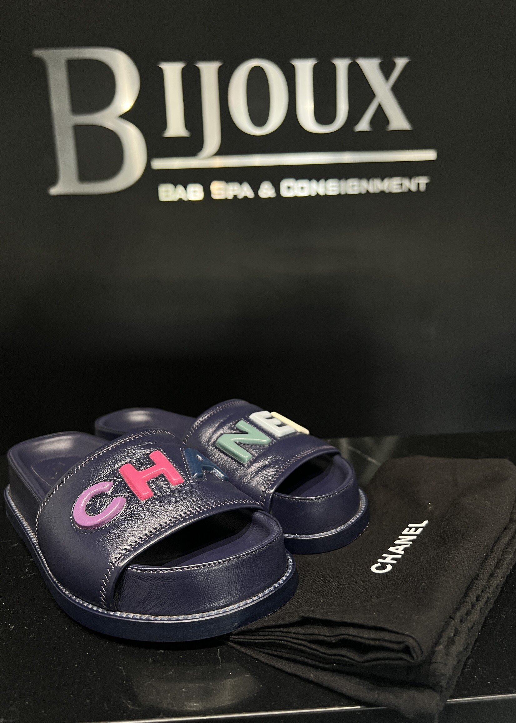 Chanel Chanel Leather Logo Sandals- 37