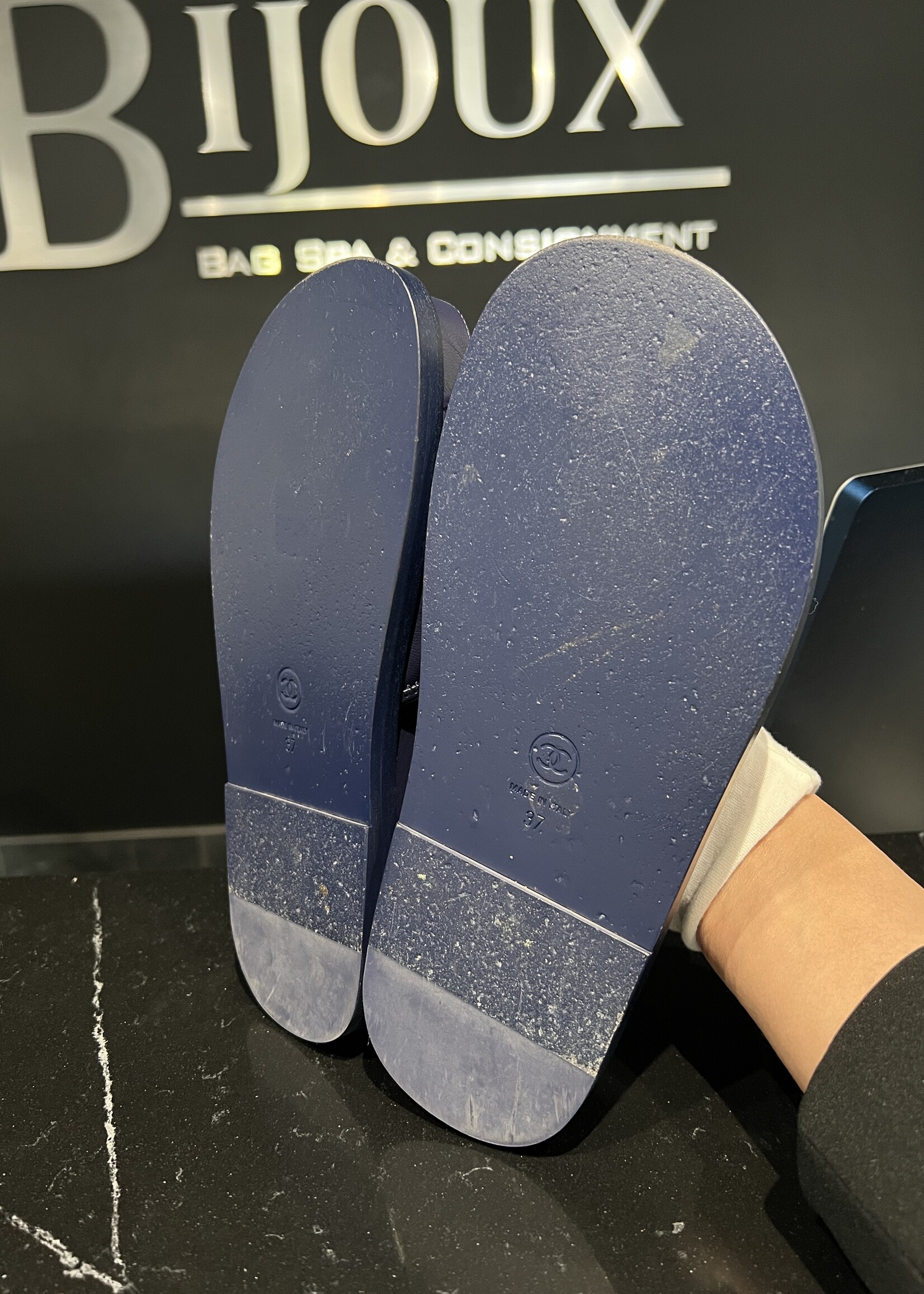 Chanel Chanel Leather Logo Sandals- 37