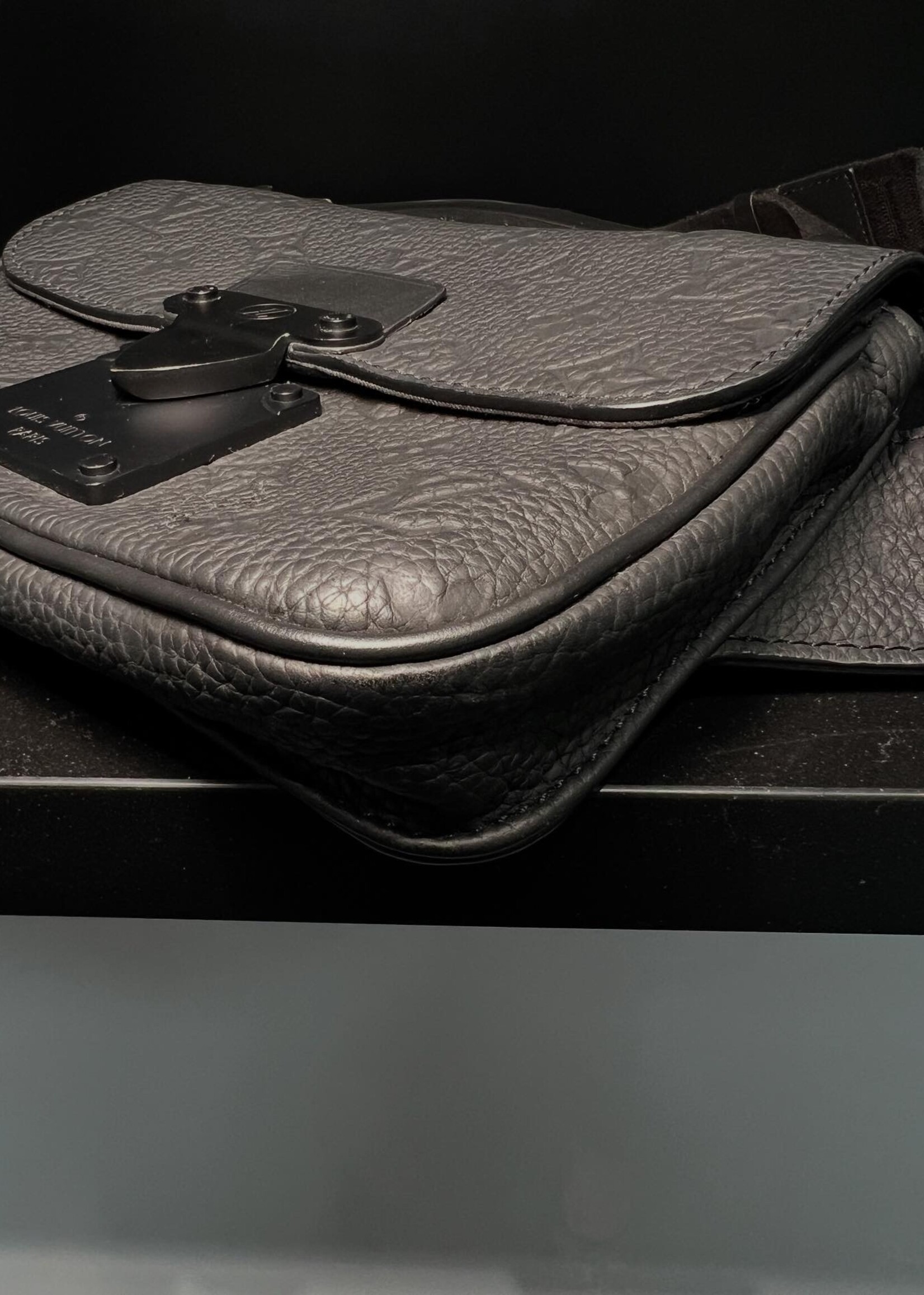 Louis Vuitton SOLD - Louis Vuitton S Lock Empreinte