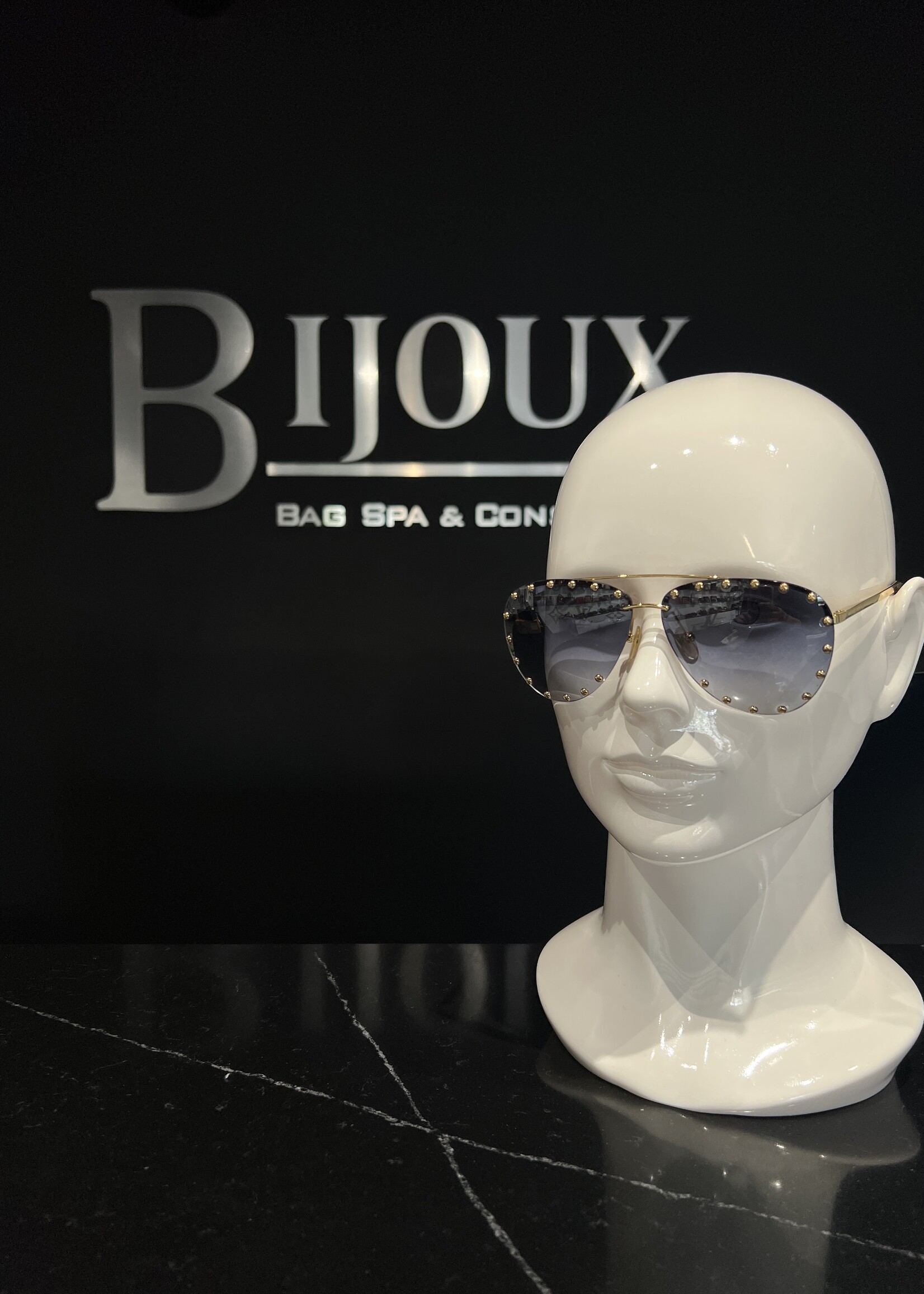 Louis Vuitton SOLD- Louis Vuitton Monogram The Party Aviator Sunglasses