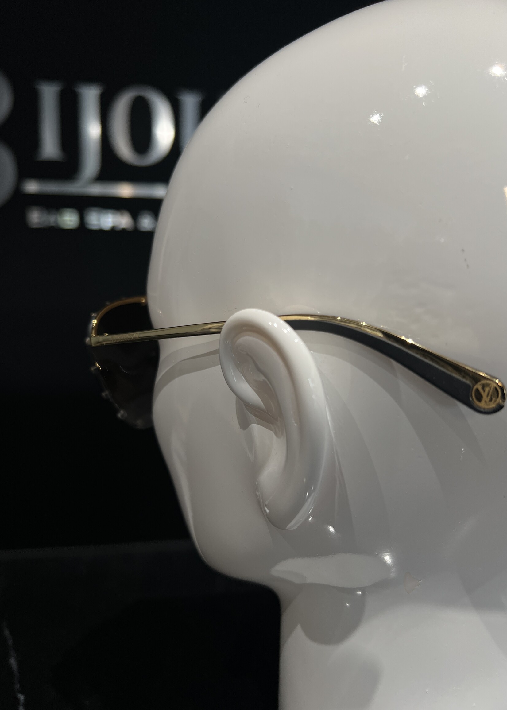 Louis Vuitton SOLD- Louis Vuitton Monogram The Party Aviator Sunglasses