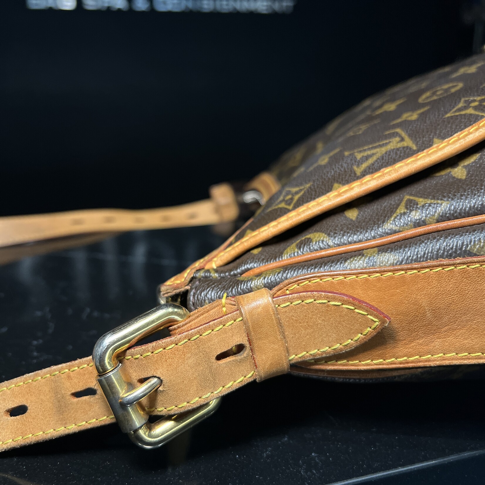 Louis Vuitton SOLD- Louis Vuitton Tulum GM