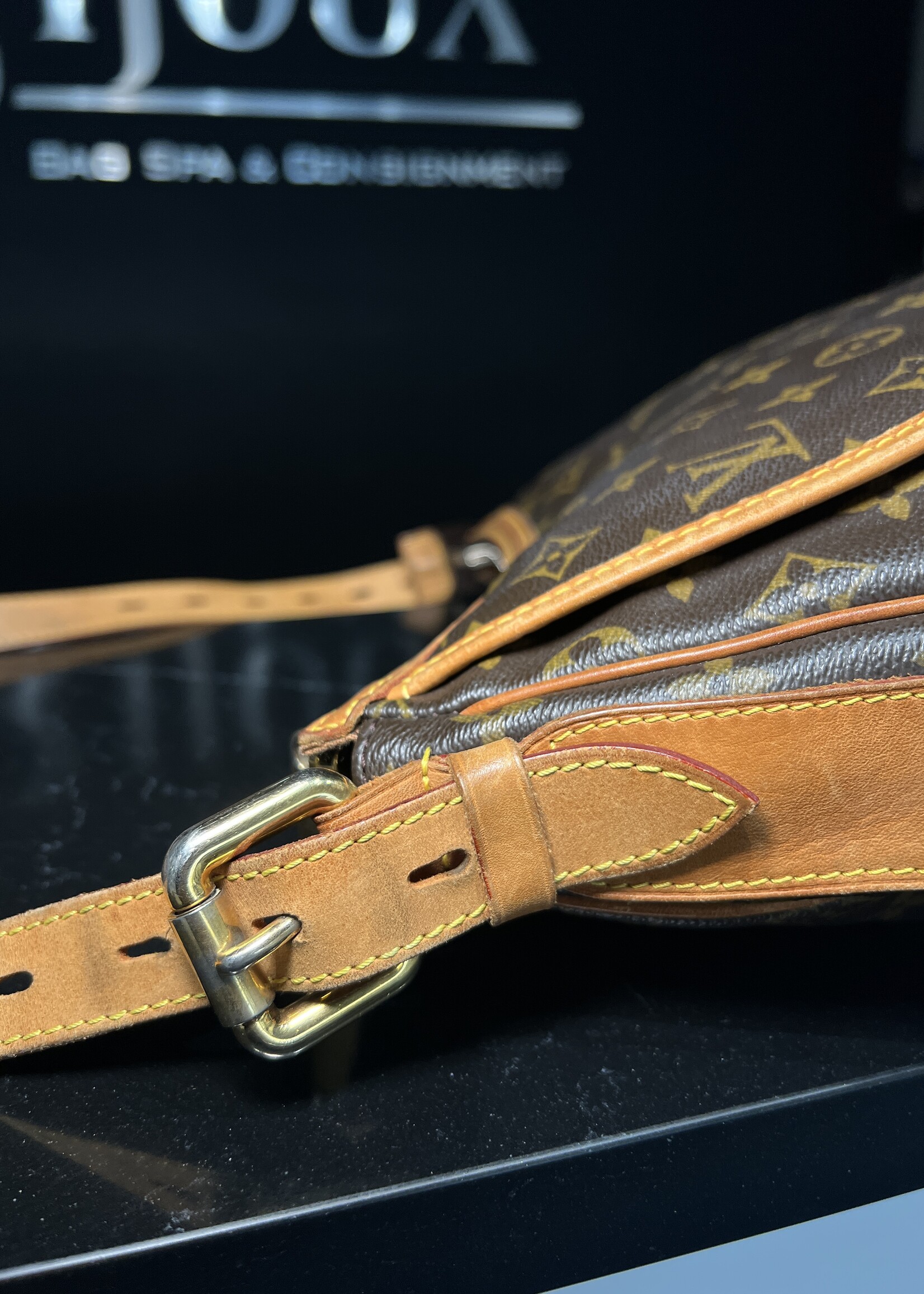 Louis Vuitton SOLD- Louis Vuitton Tulum GM