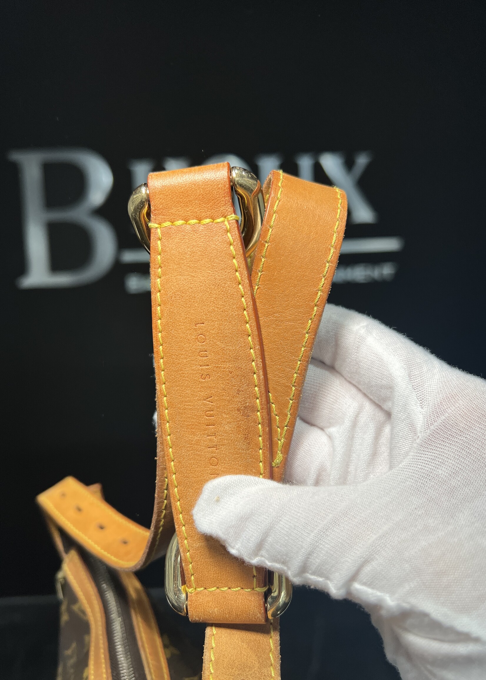 Louis Vuitton SOLD- Louis Vuitton Tulum GM