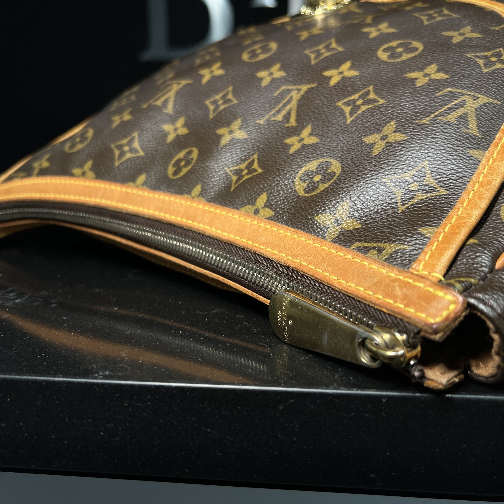 Louis Vuitton SOLD- Louis Vuitton Tulum GM