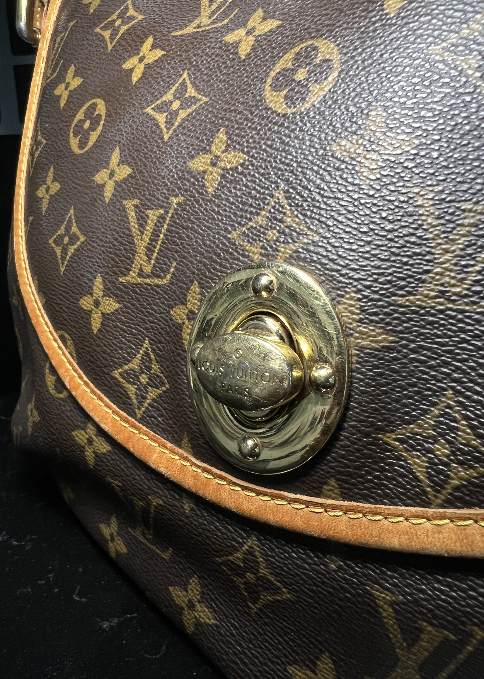 Louis Vuitton SOLD- Louis Vuitton Tulum GM