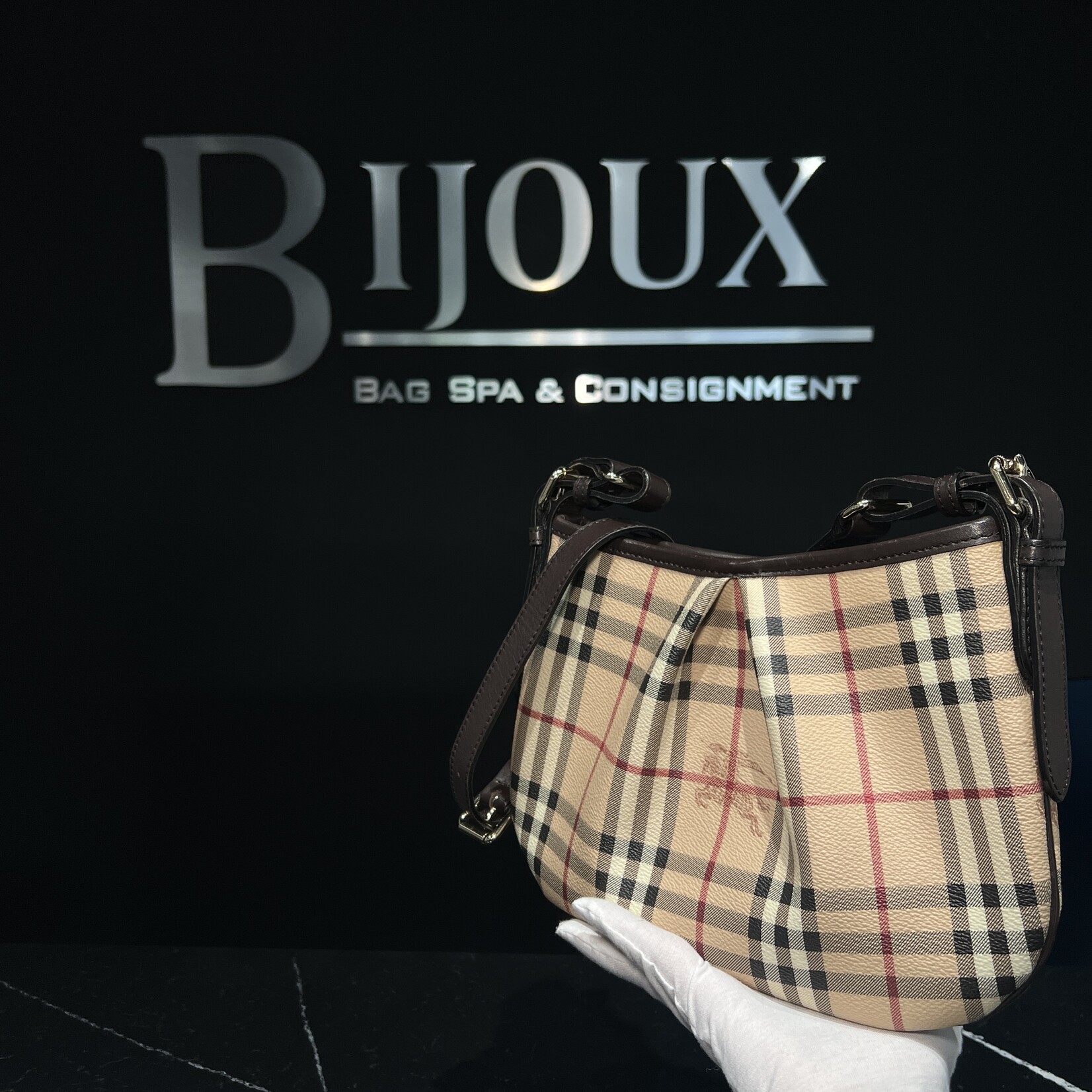 Burberry Burberry Nova Crossbody