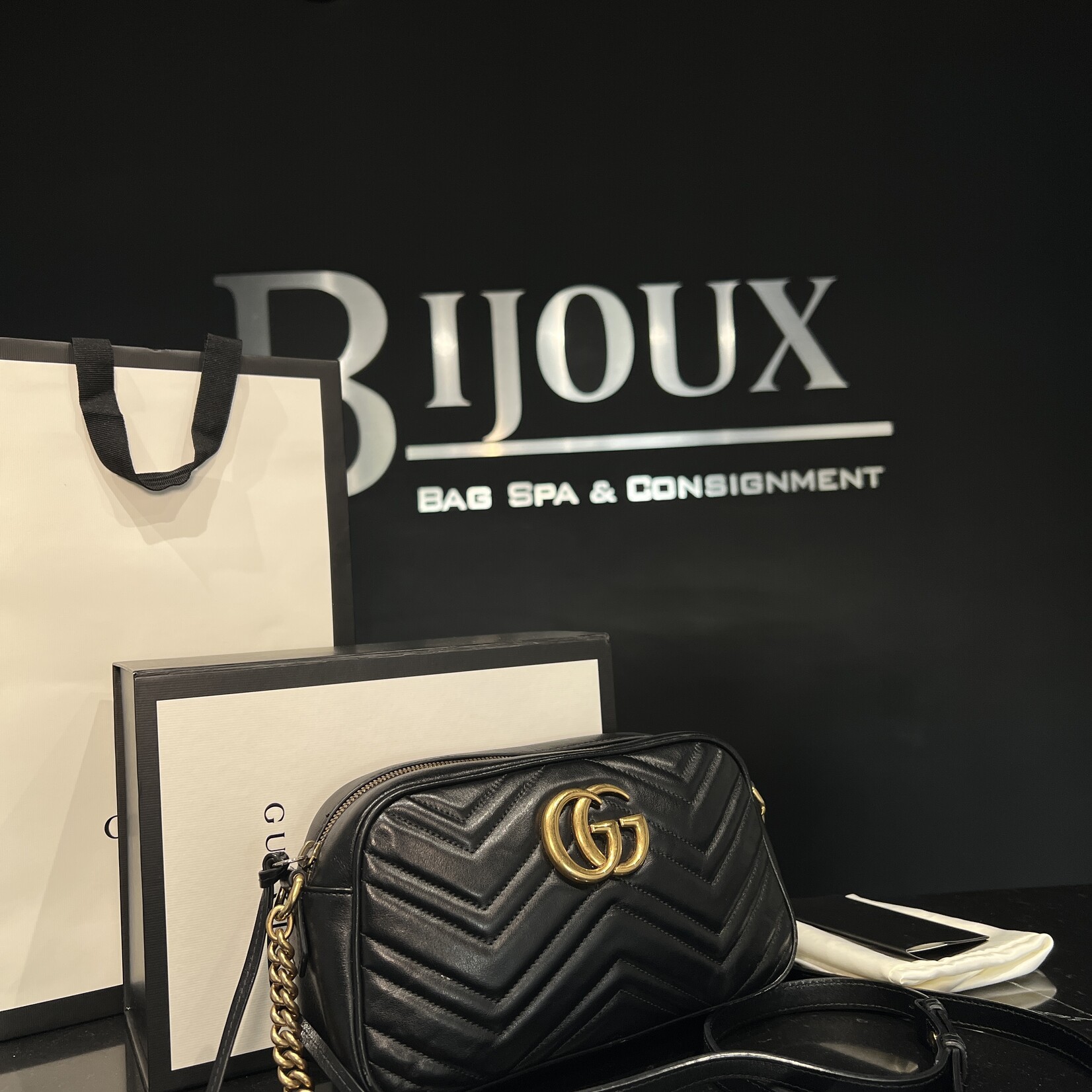 Gucci SOLD- Gucci Marmont Crossbody