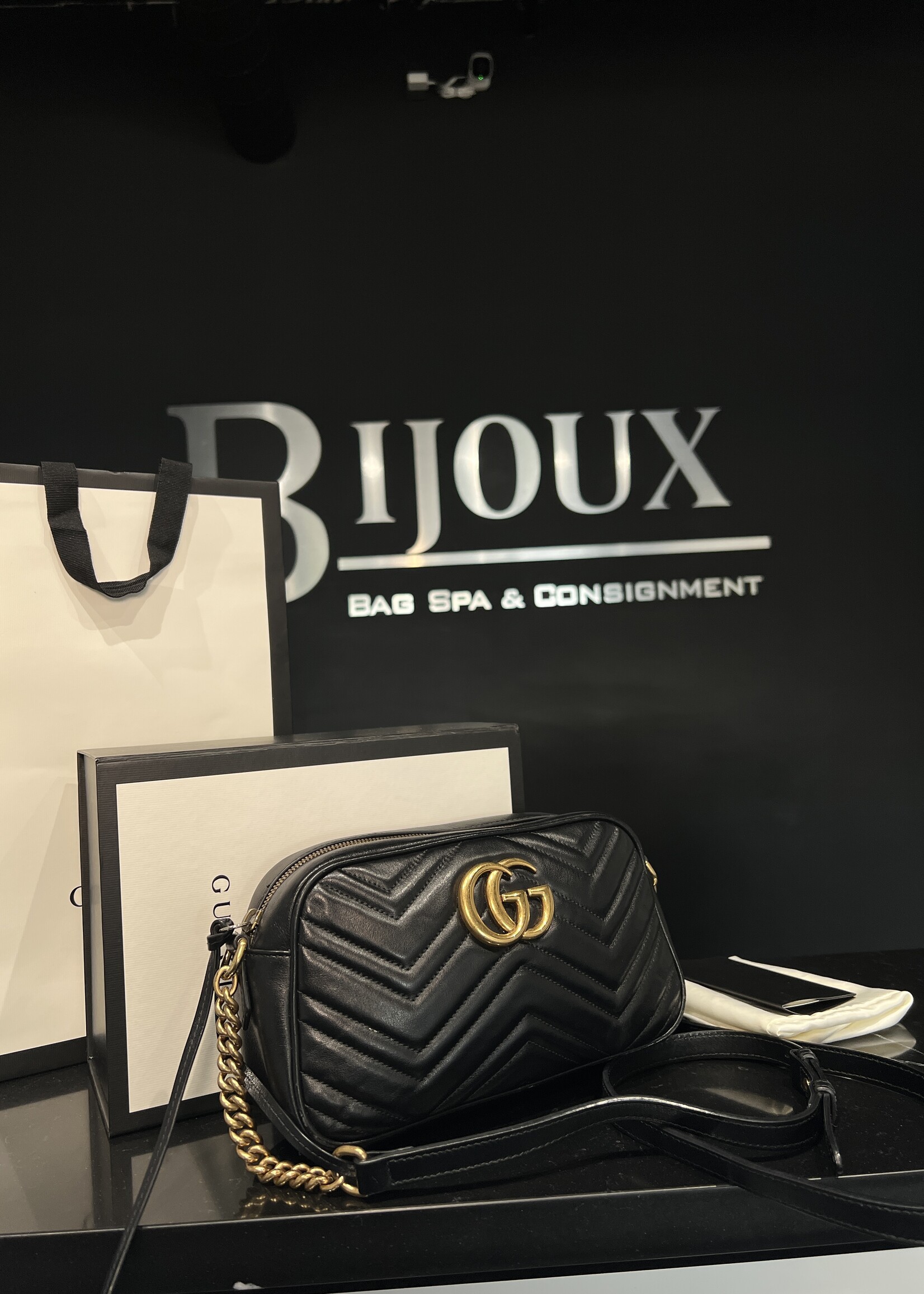 Gucci SOLD- Gucci Marmont Crossbody