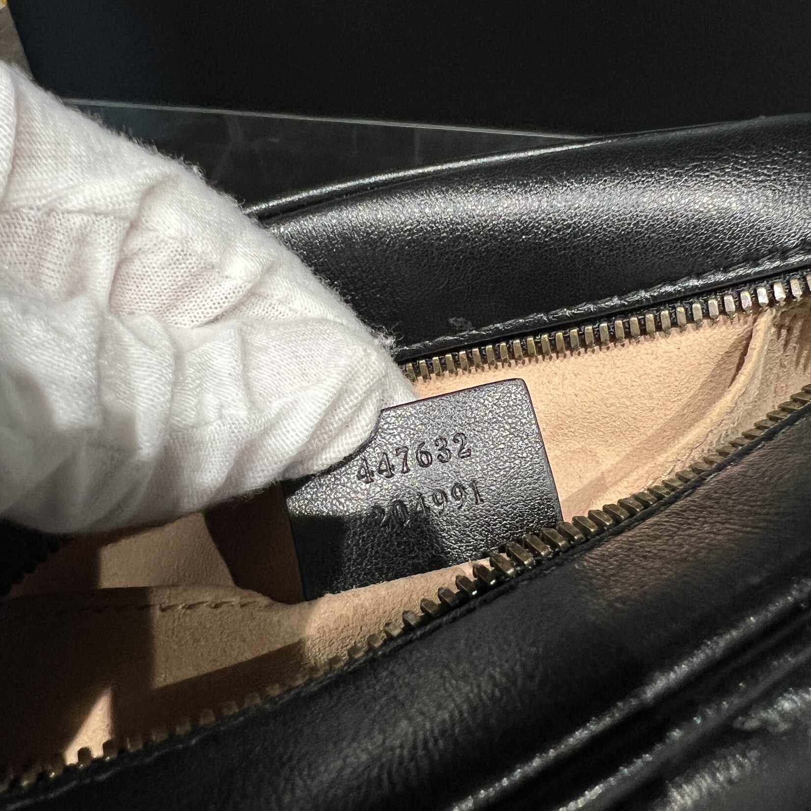 Gucci SOLD- Gucci Marmont Crossbody