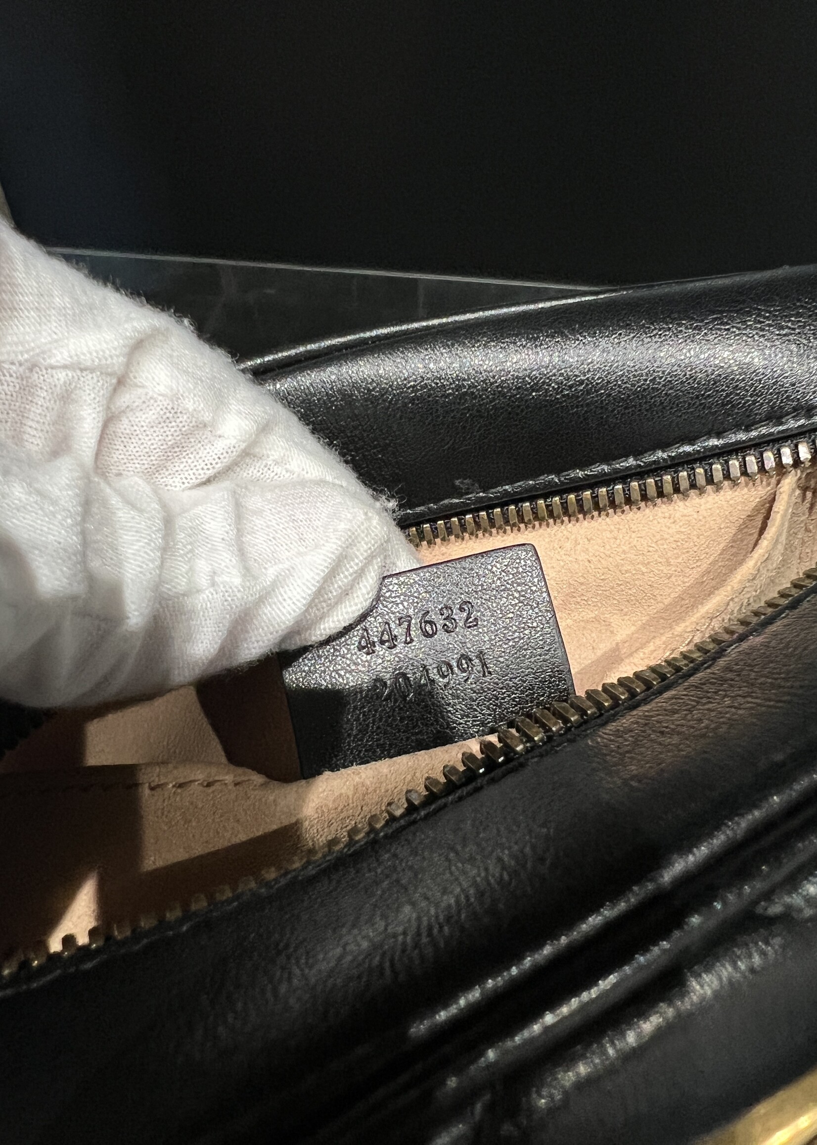 Gucci SOLD- Gucci Marmont Crossbody