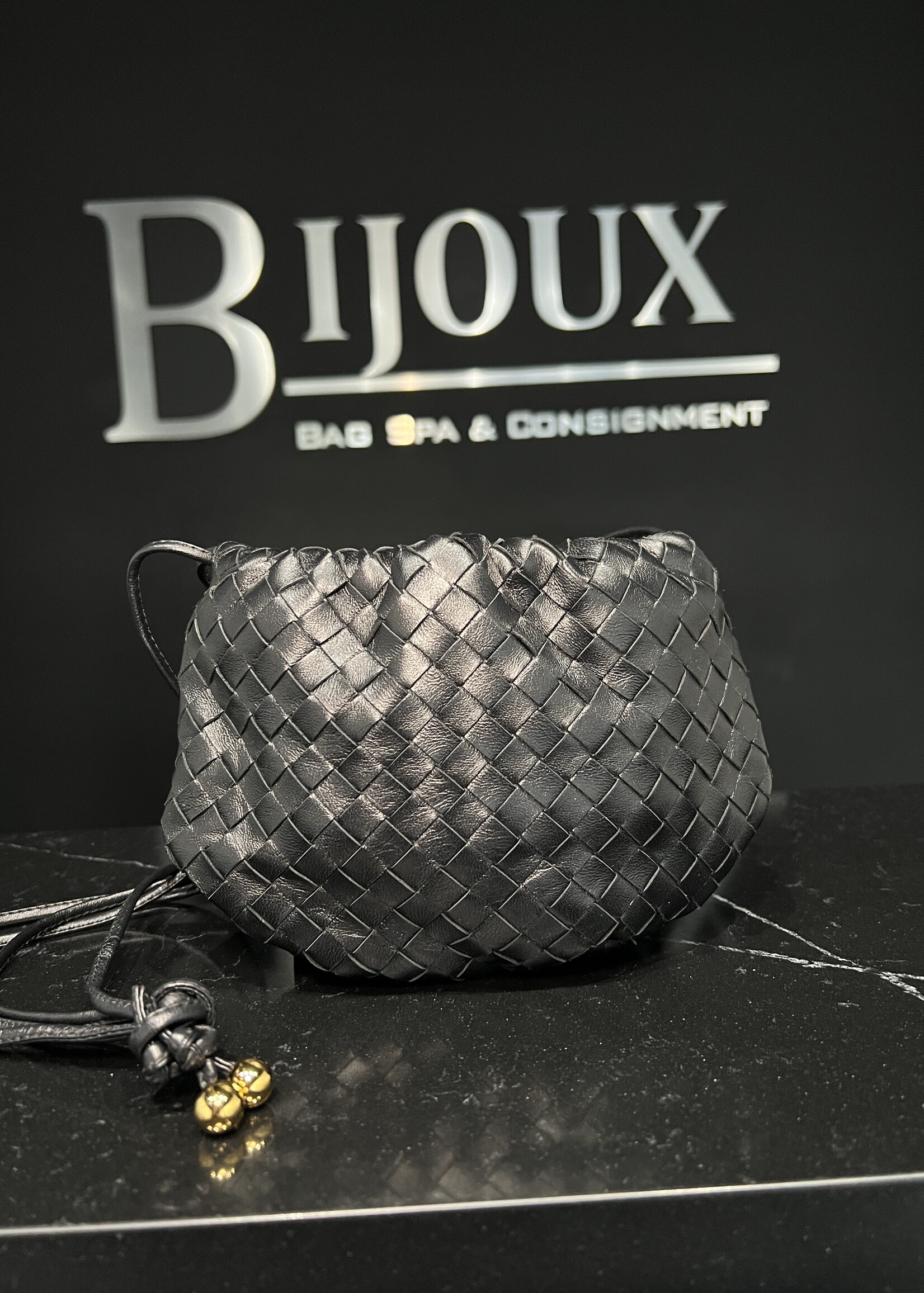 Bottega Veneta Bottega Veneta Mini Bulb Black