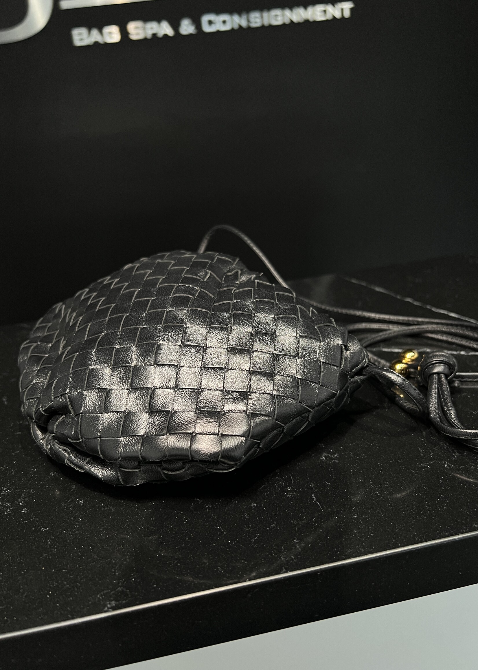 Bottega Veneta Bottega Veneta Mini Bulb Black