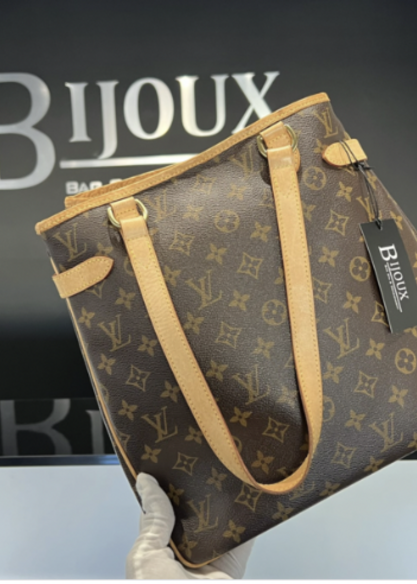 Louis Vuitton SOLD - Louis Vuitton Batignolles
