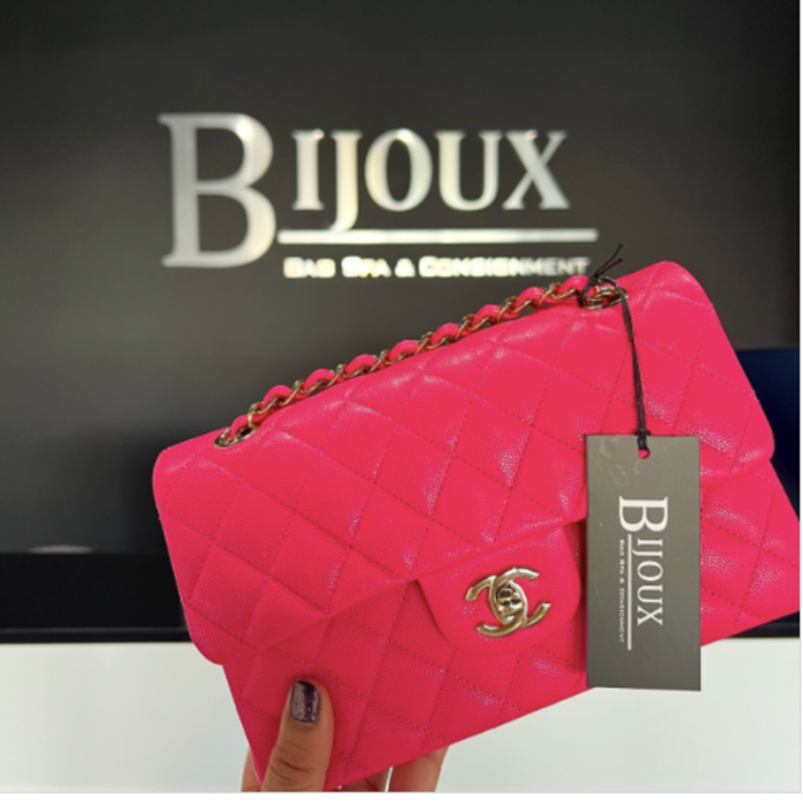 Chanel Chanel Classic Small Caviar Pink GHW (BNIB)