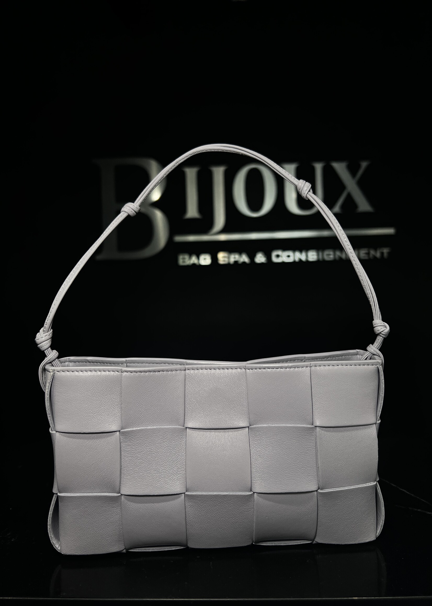 Bottega Veneta Bottega Veneta Cassette Pouch Shoulder Bag Liliac