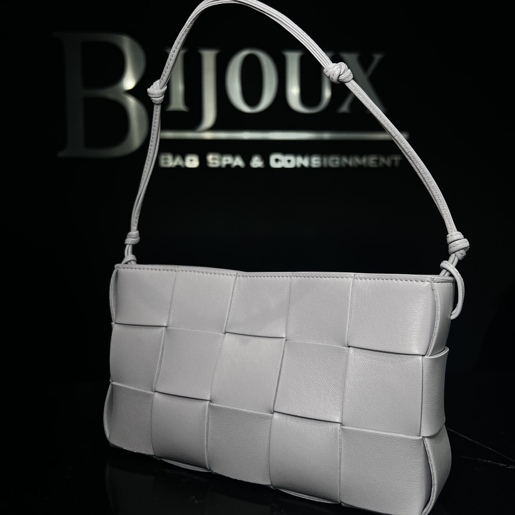 Bottega Veneta Bottega Veneta Cassette Pouch Shoulder Bag Liliac