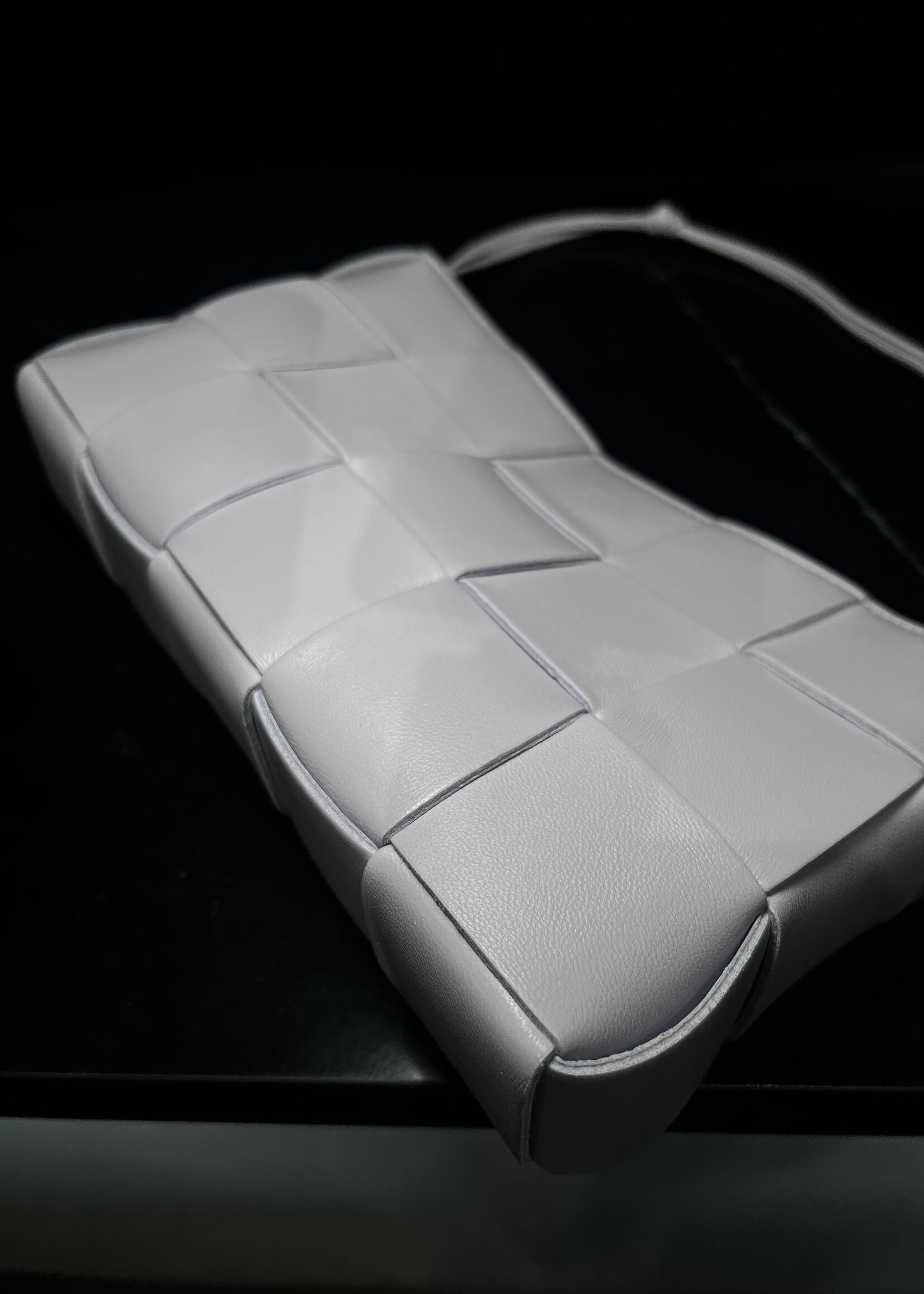 Bottega Veneta Bottega Veneta Cassette Pouch Shoulder Bag Liliac