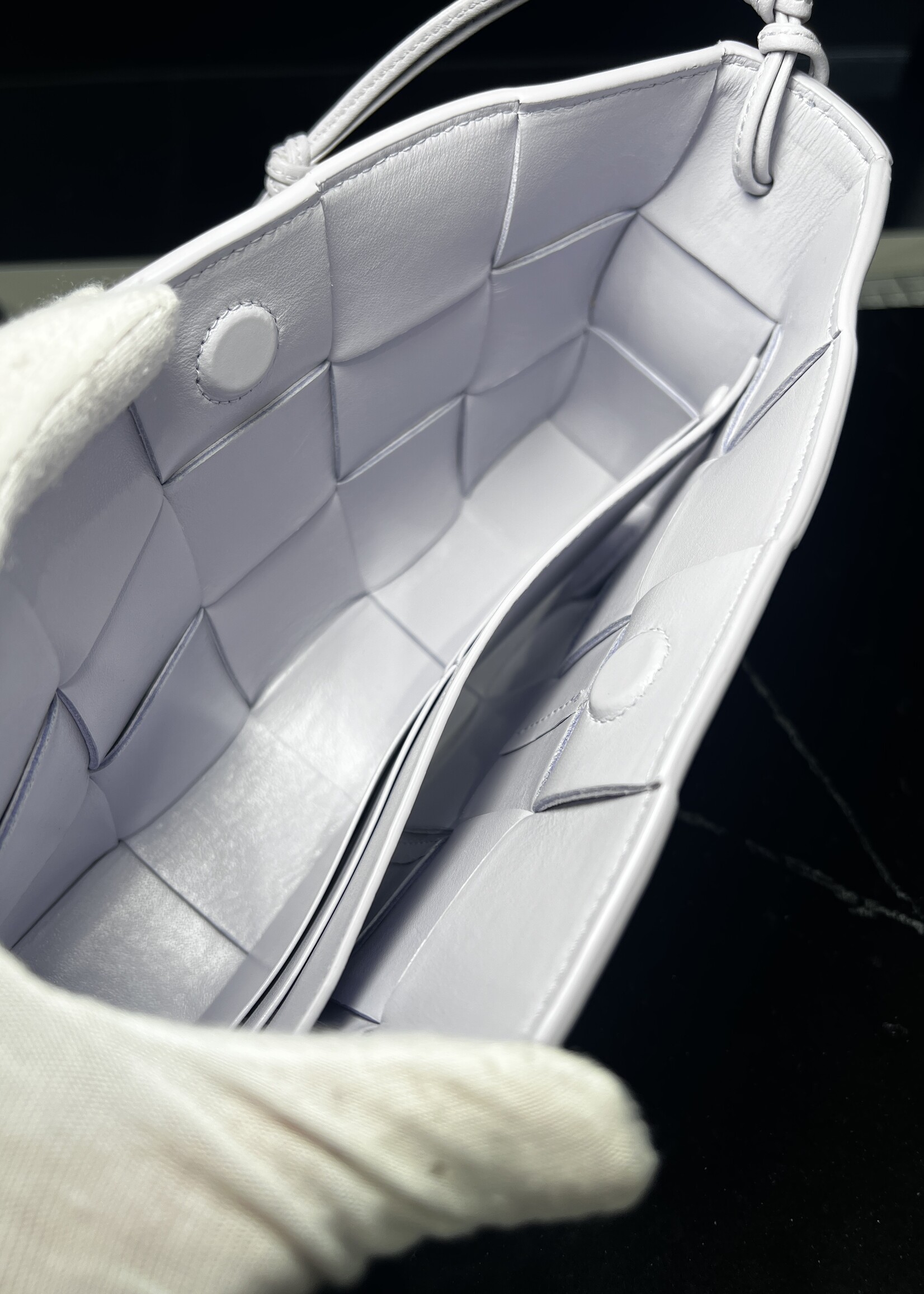 Bottega Veneta Bottega Veneta Cassette Pouch Shoulder Bag Liliac