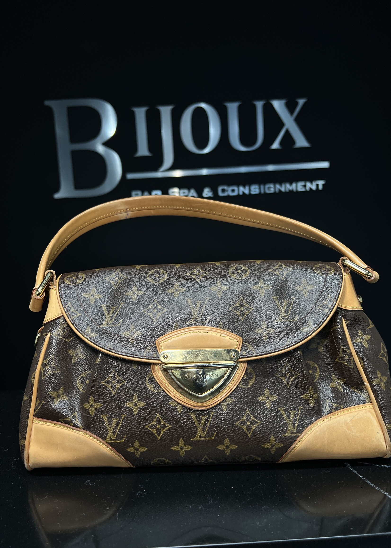 SOLD- Louis Vuitton Beverly Monogram GM