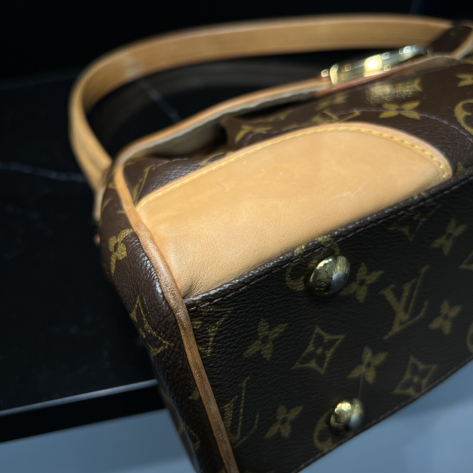 SOLD- Louis Vuitton Beverly Monogram GM