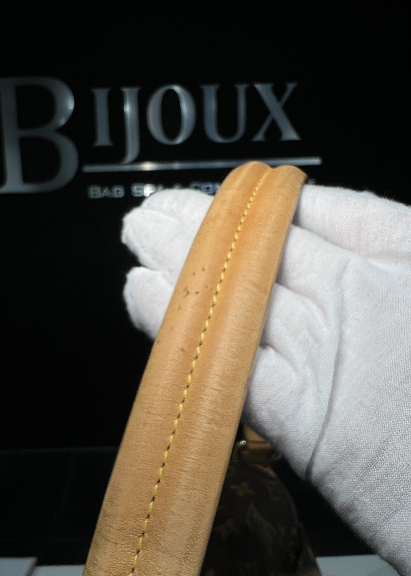 SOLD- Louis Vuitton Beverly Monogram GM