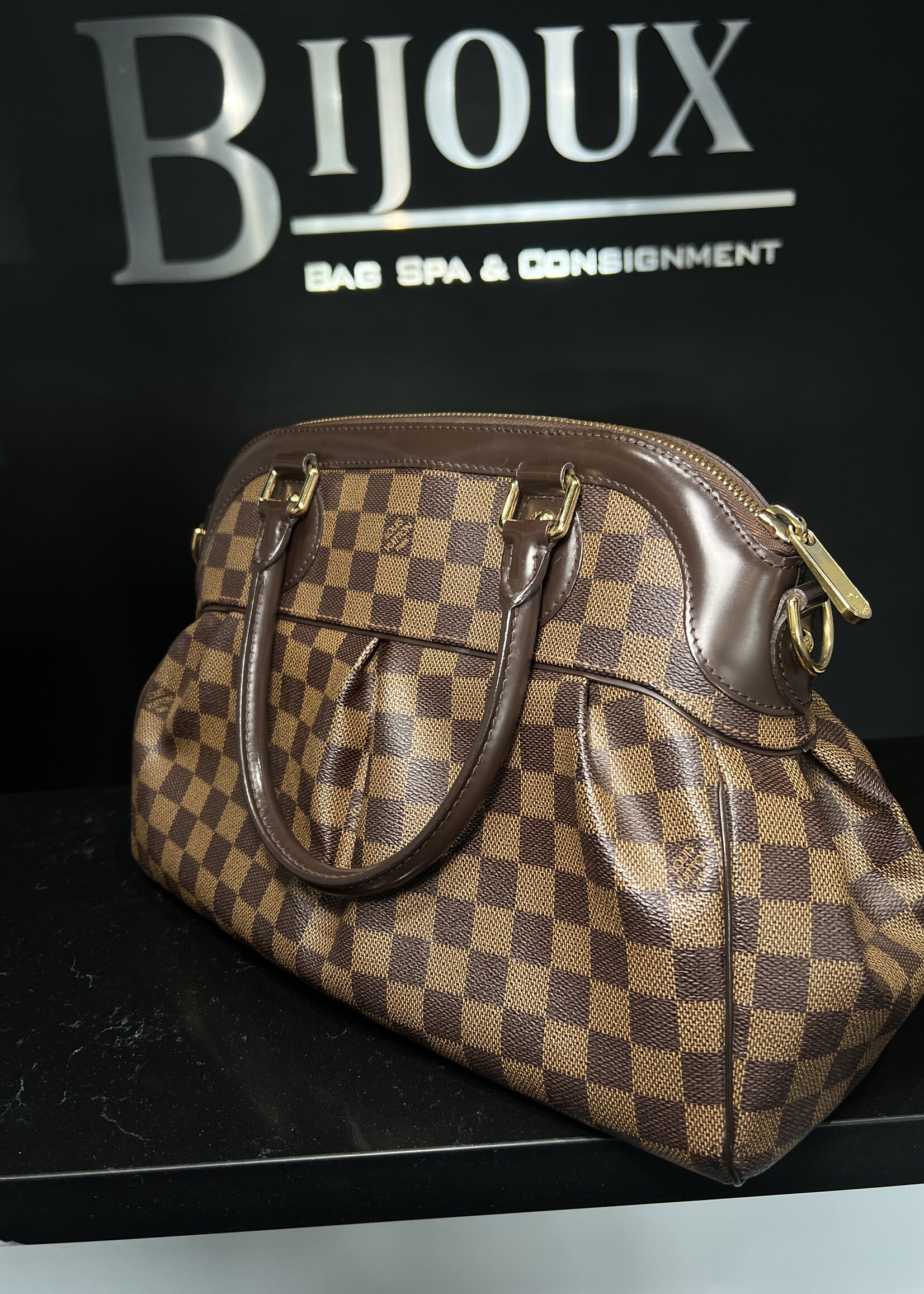 Louis Vuitton SOLD - Louis Vuitton Trevi Damier Ebene