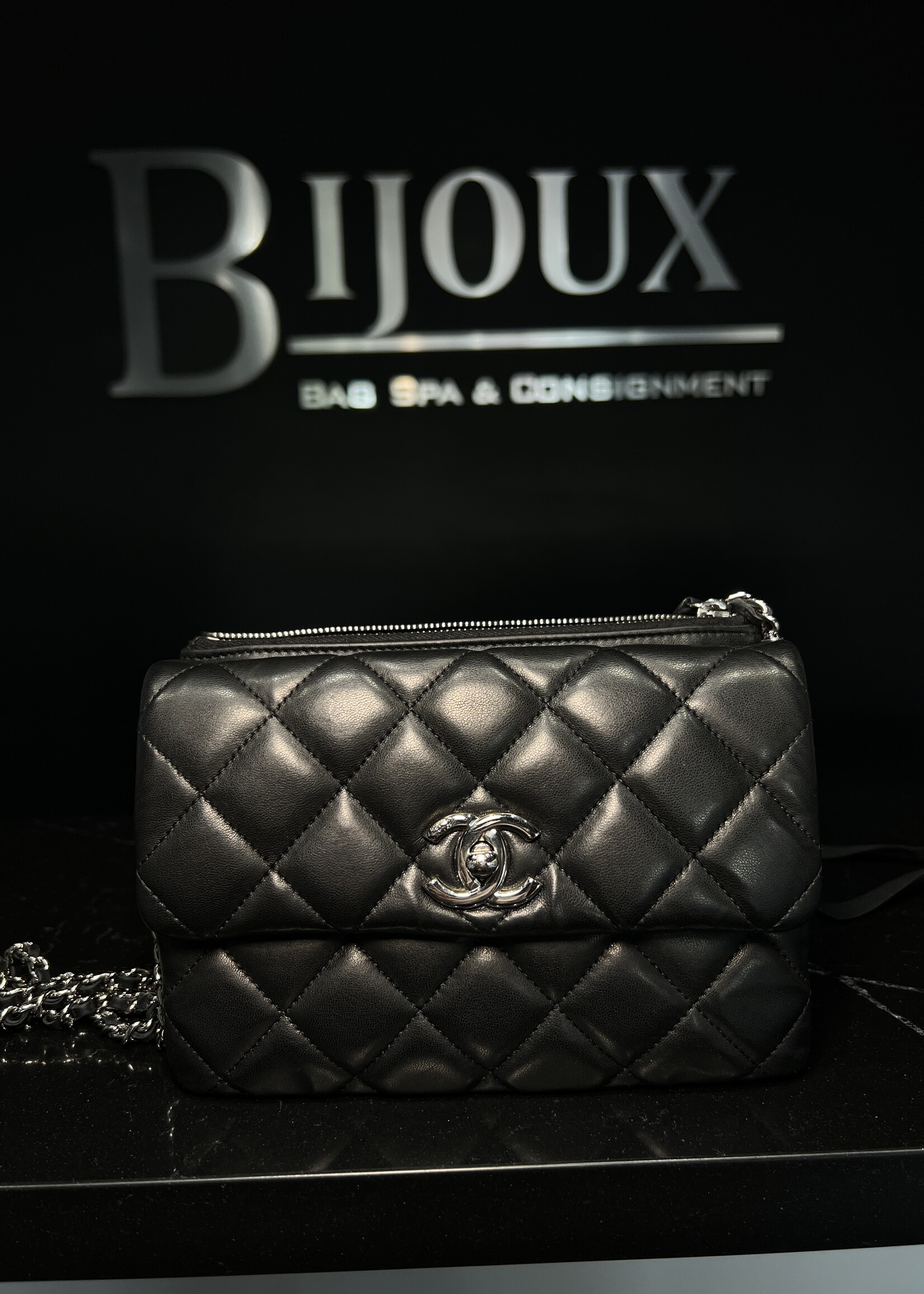 Chanel SOLD- Chanel Daily Zip Wallet on Chain Lambskin