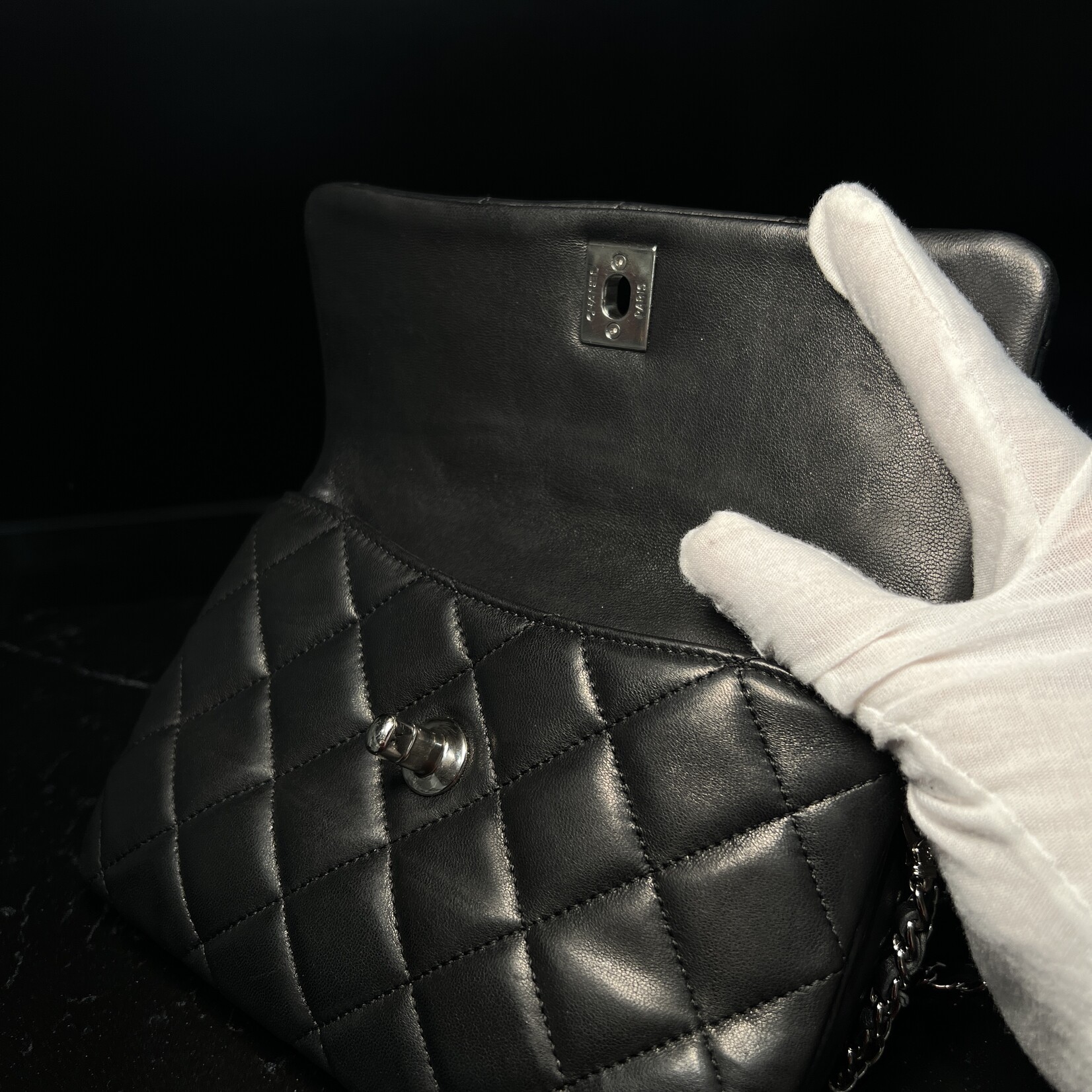 Chanel SOLD- Chanel Daily Zip Wallet on Chain Lambskin
