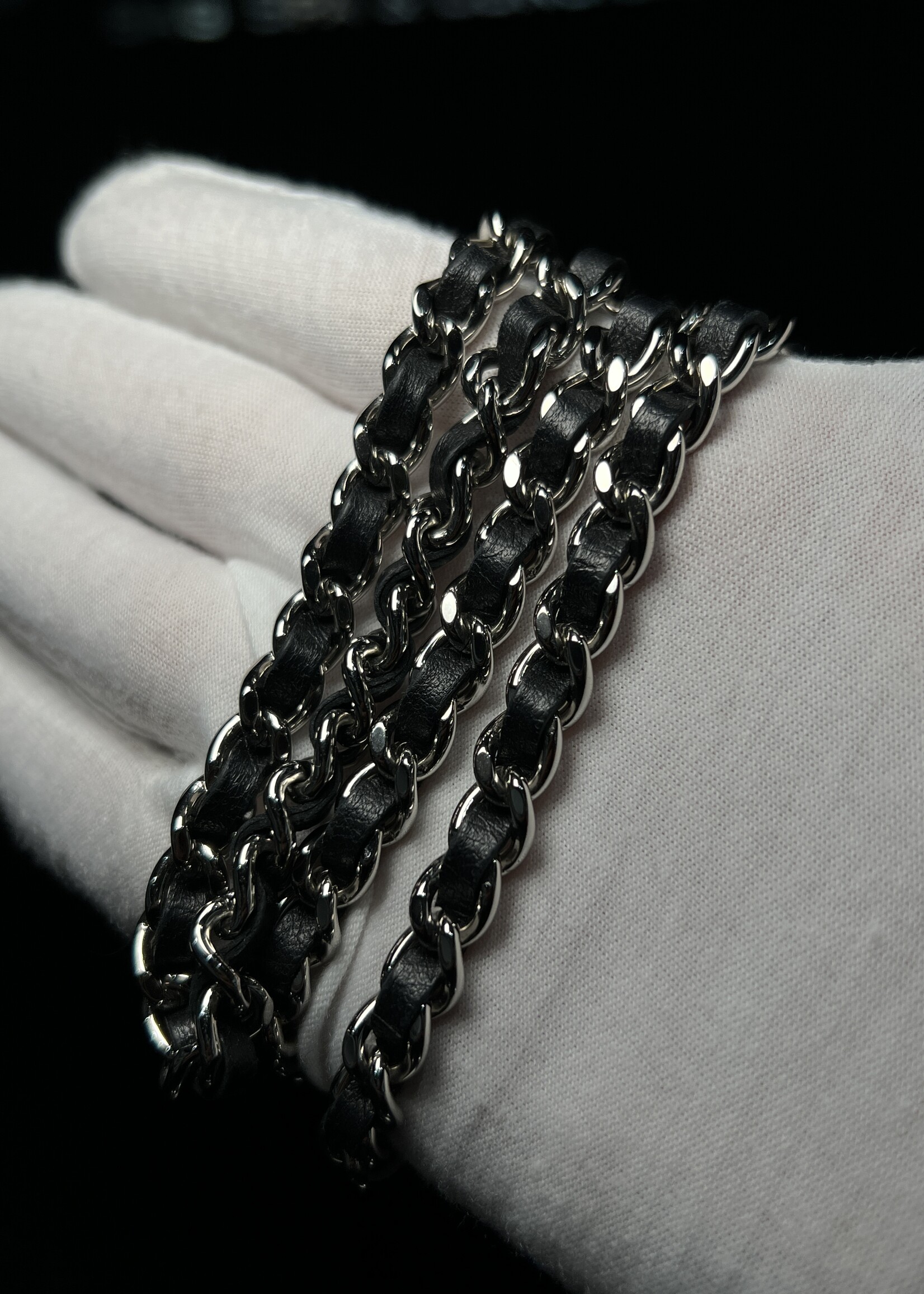 Chanel Chanel Double Zip Wallet on Chain