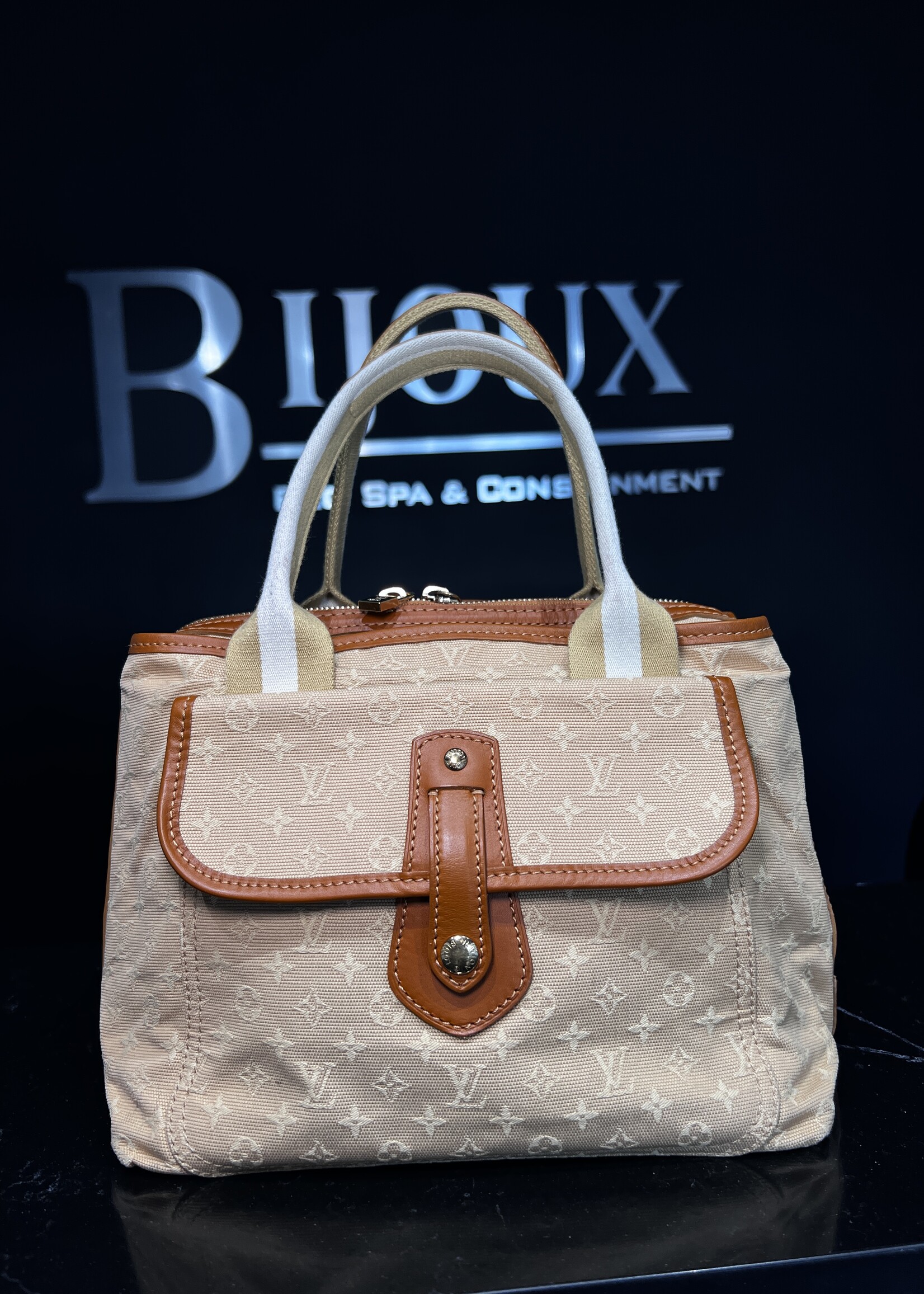 Louis Vuitton SOLD - Louis Vuitton Mary Kate