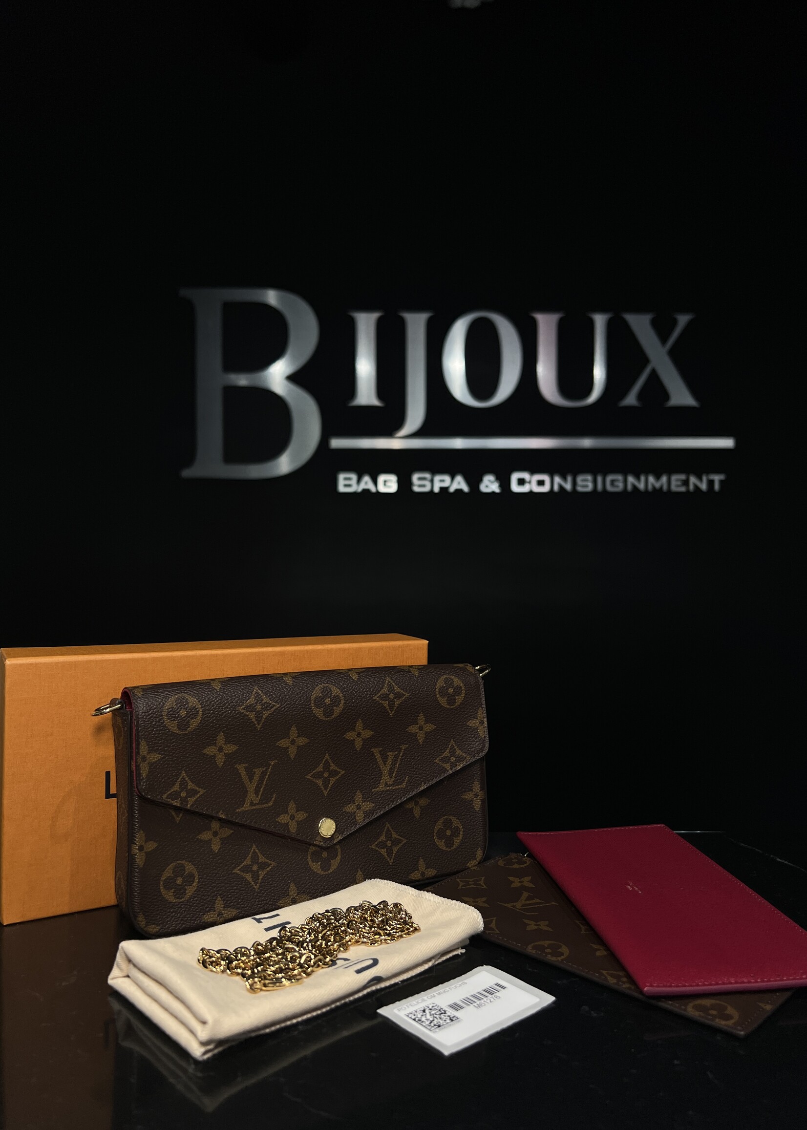 Louis Vuitton Louis Vuitton Pochette Felicie Monogram