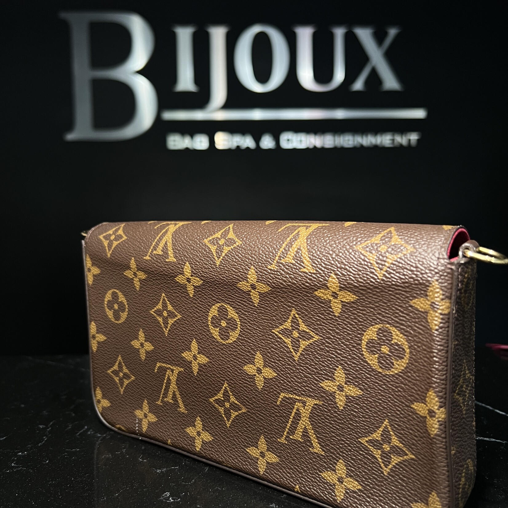 Louis Vuitton Louis Vuitton Pochette Felicie Monogram