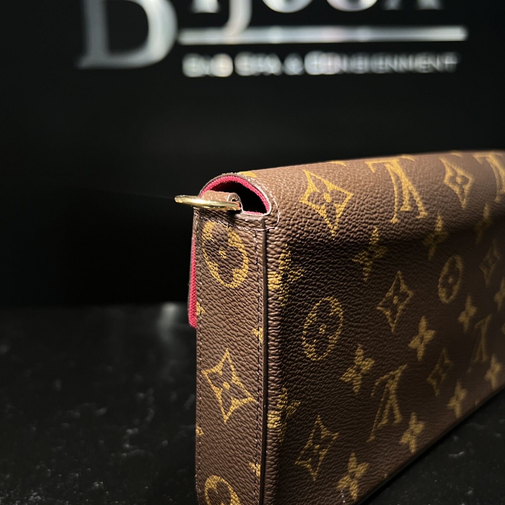 Louis Vuitton Louis Vuitton Pochette Felicie Monogram