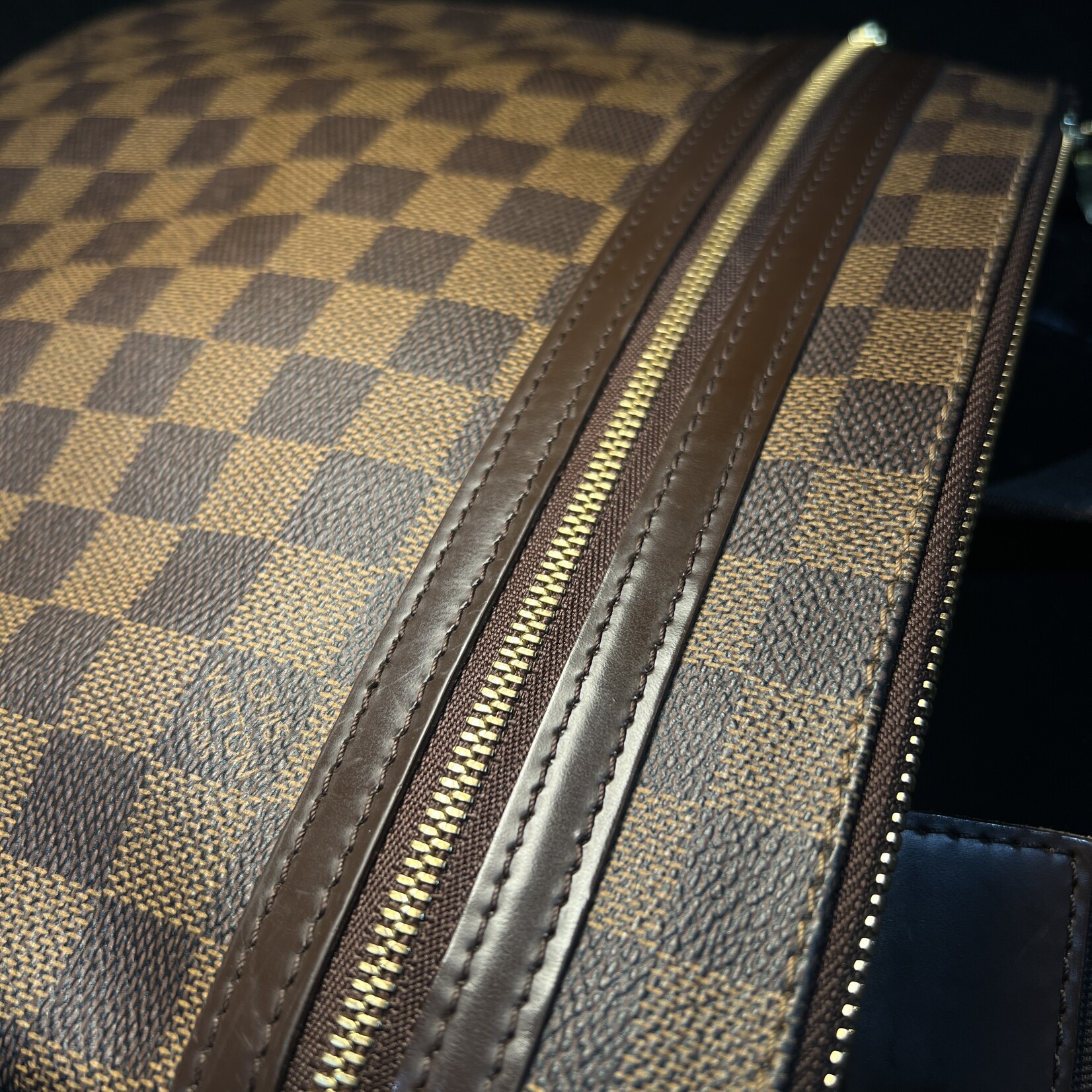 Louis Vuitton SOLD - Louis Vuitton Damier Ebene Messenger