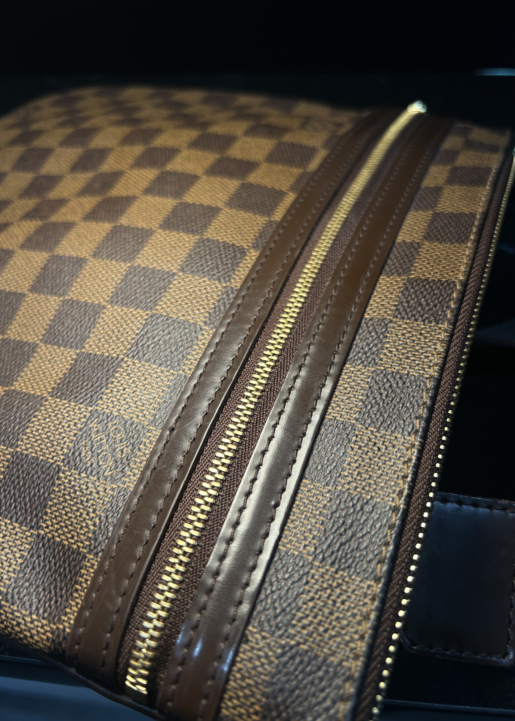 Louis Vuitton SOLD - Louis Vuitton Damier Ebene Messenger