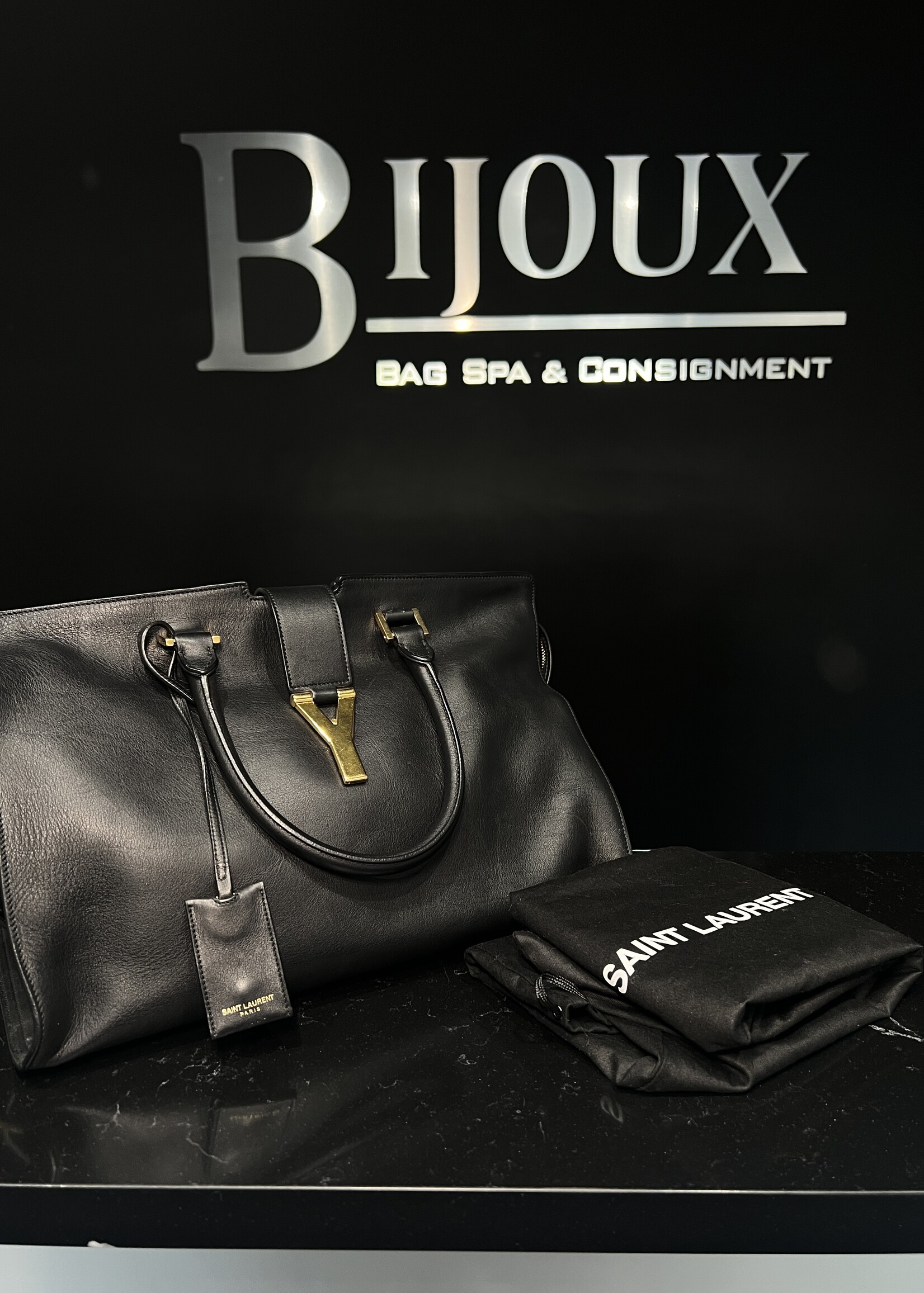 Saint Laurent SOLD- Saint Laurent Cabas Y